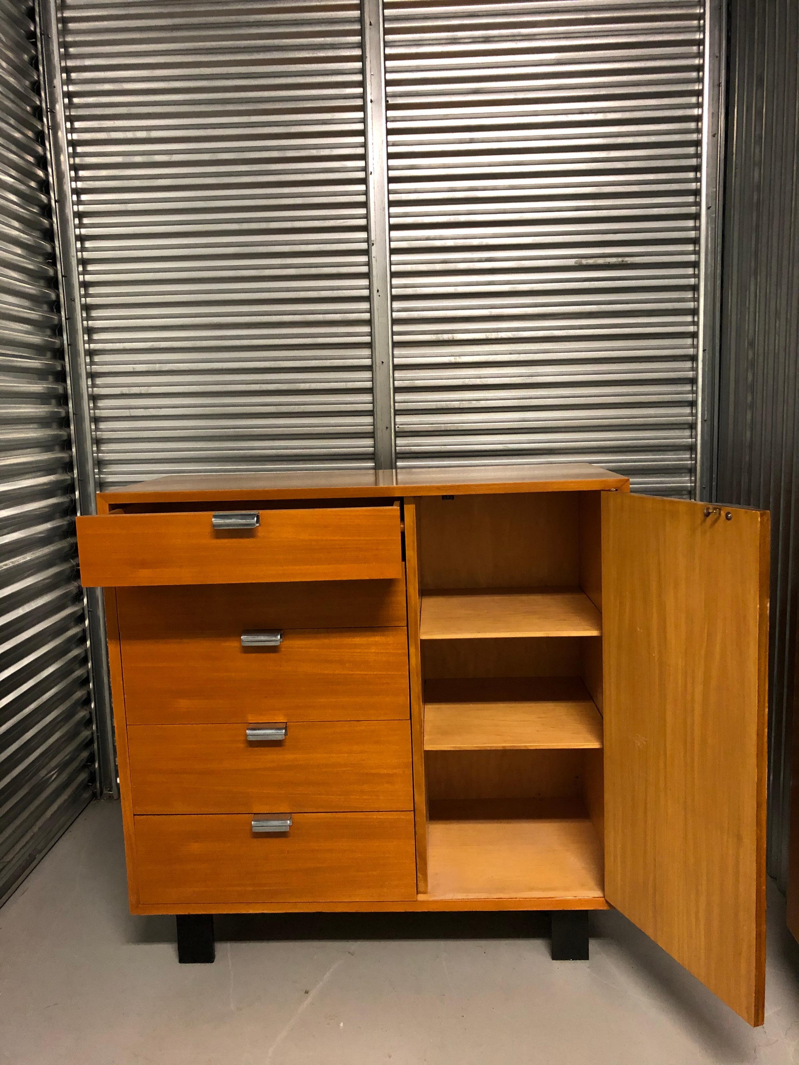 Pair of George Nelson for Herman Miller Bureau /Cabinets For Sale 3