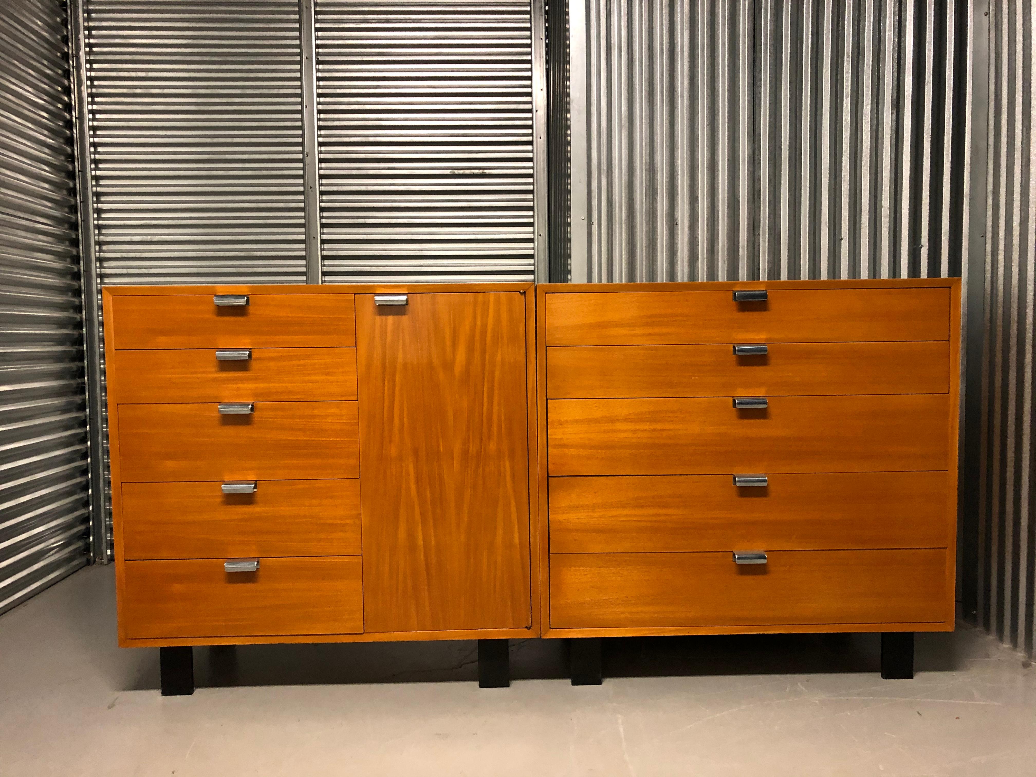 Lacquered Pair of George Nelson for Herman Miller Bureau /Cabinets For Sale