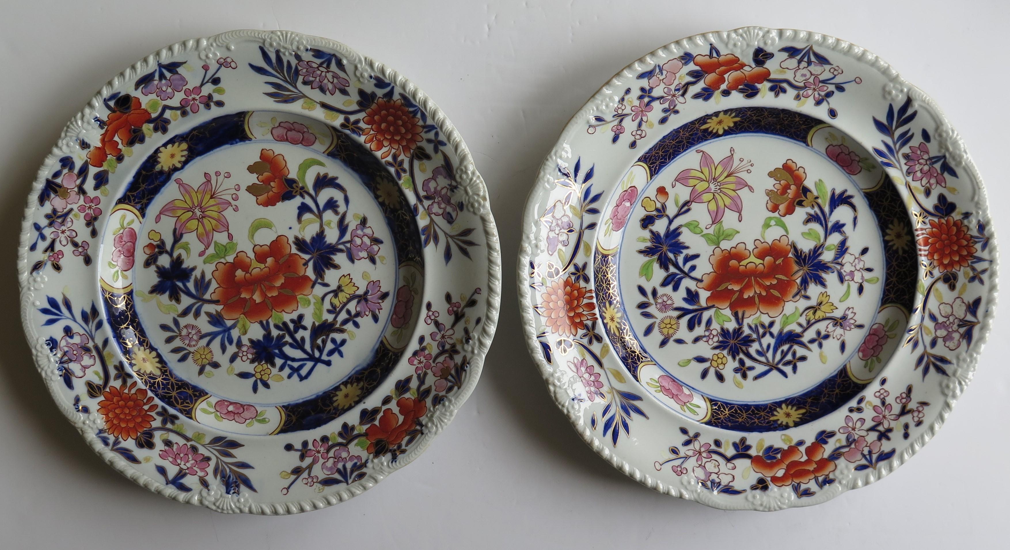Pair Georgian Mason's Ironstone Dinner Plate Heavily Floral Japan Ptn, circa 1815 In Good Condition In Lincoln, Lincolnshire