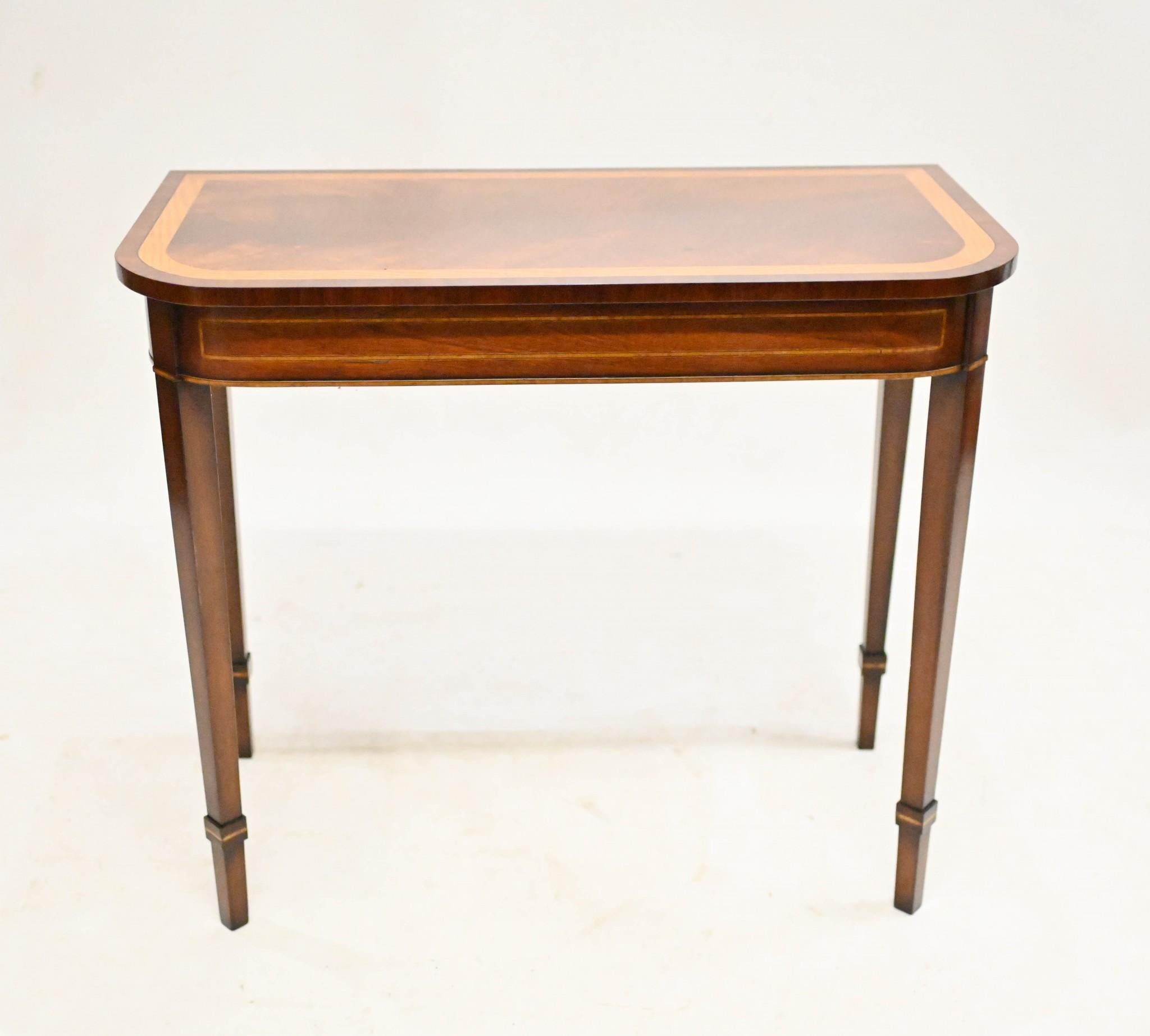 Pair Georgian Revival Console Tables Mahogany D End In Good Condition For Sale In Potters Bar, GB