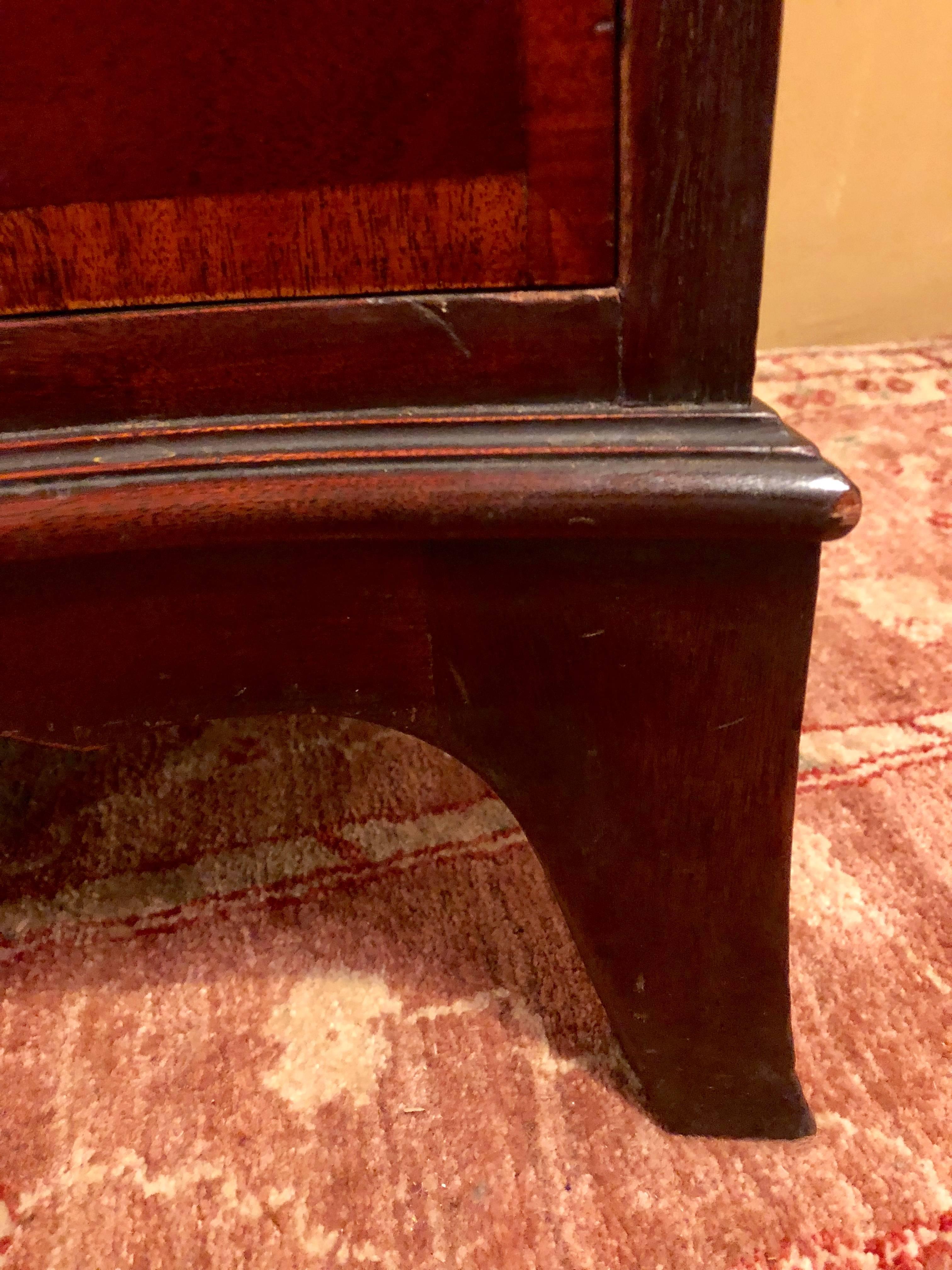 Pair of Georgian Style Banded Mahogany Serpentine Front Commodes by Fancher Furn 2