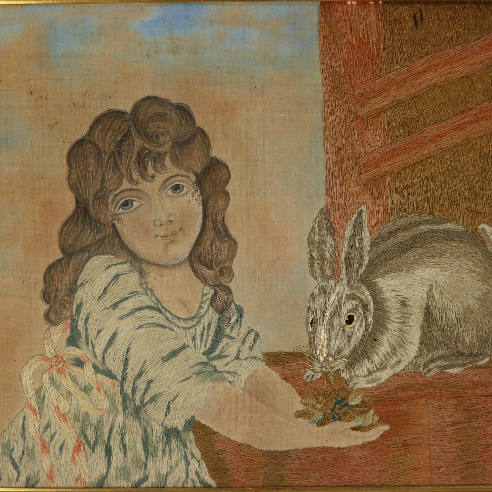 Paire de tableaux géorgiens brodés en laine représentant des filles avec des animaux en vente 13
