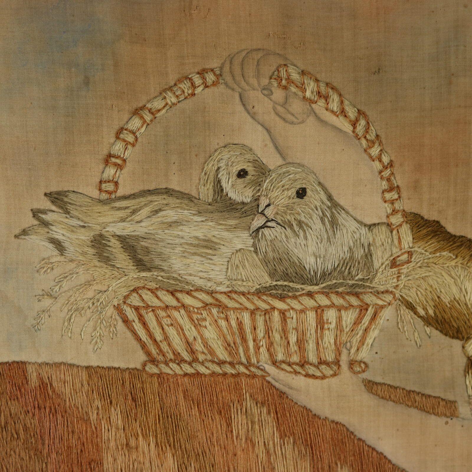Soie Paire de tableaux géorgiens brodés en laine représentant des filles avec des animaux en vente