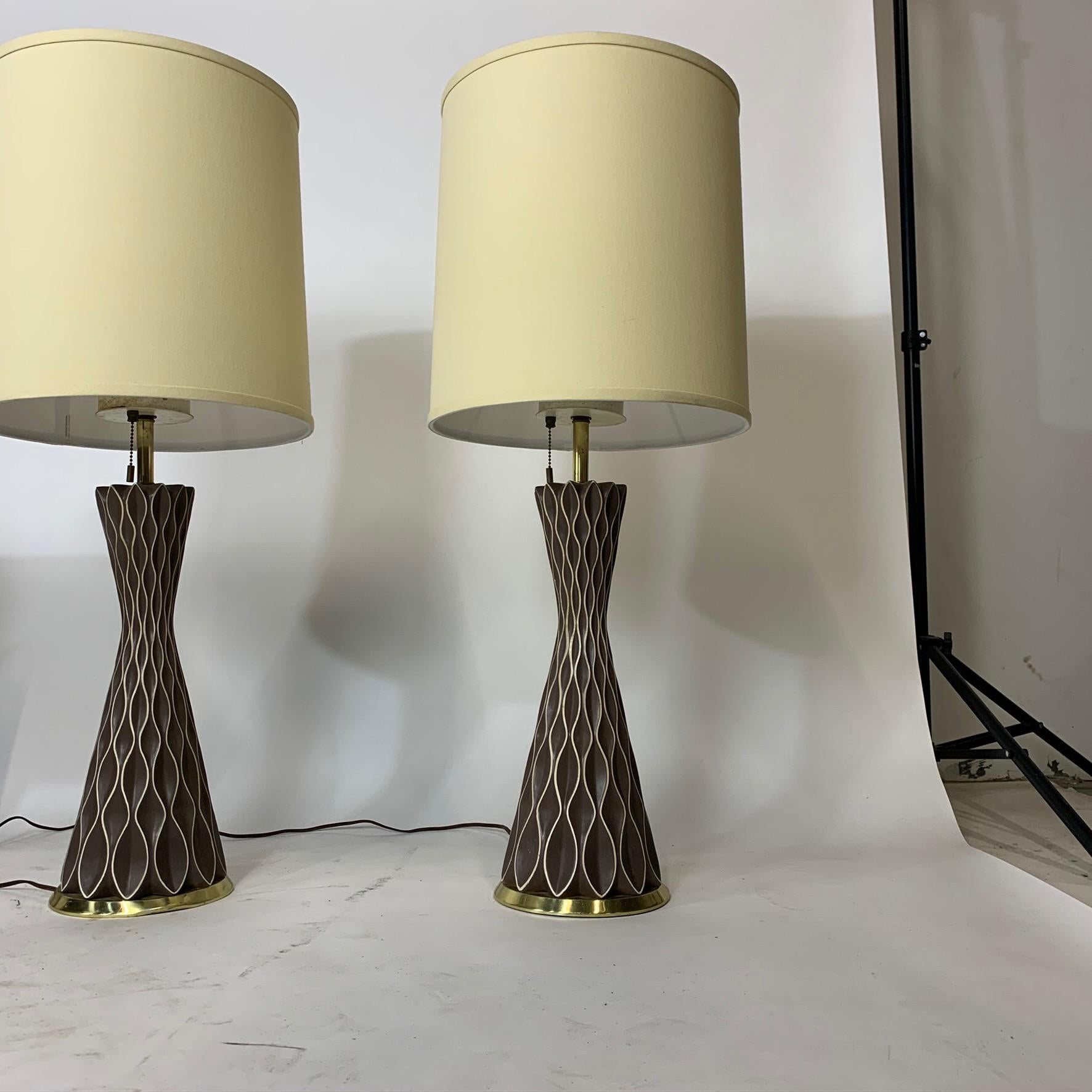 American Gerald Thurston for Lightolier Ceramic Porcelain and Brass Honeycomb Lamps, Pair