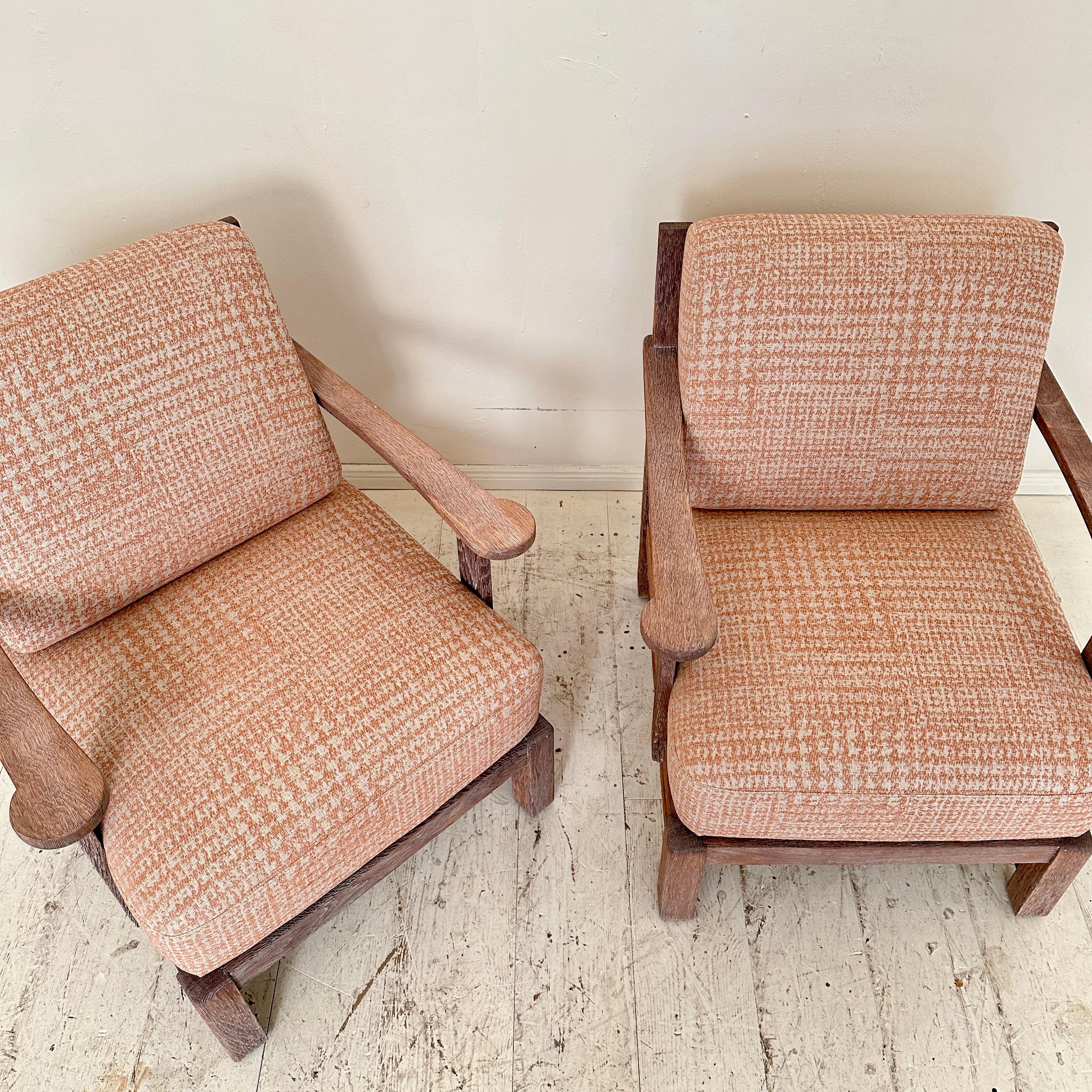 Pair German Art Deco Armchairs out of solid Oak and in Rosa Grey Fabric, 1920 For Sale 6