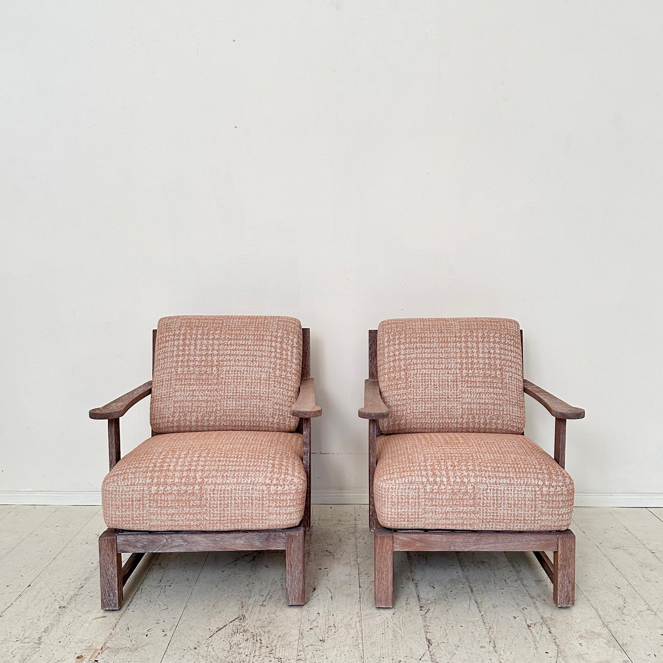 Pair German Art Deco Armchairs out of solid Oak and in Rosa Grey Fabric, 1920 For Sale 7