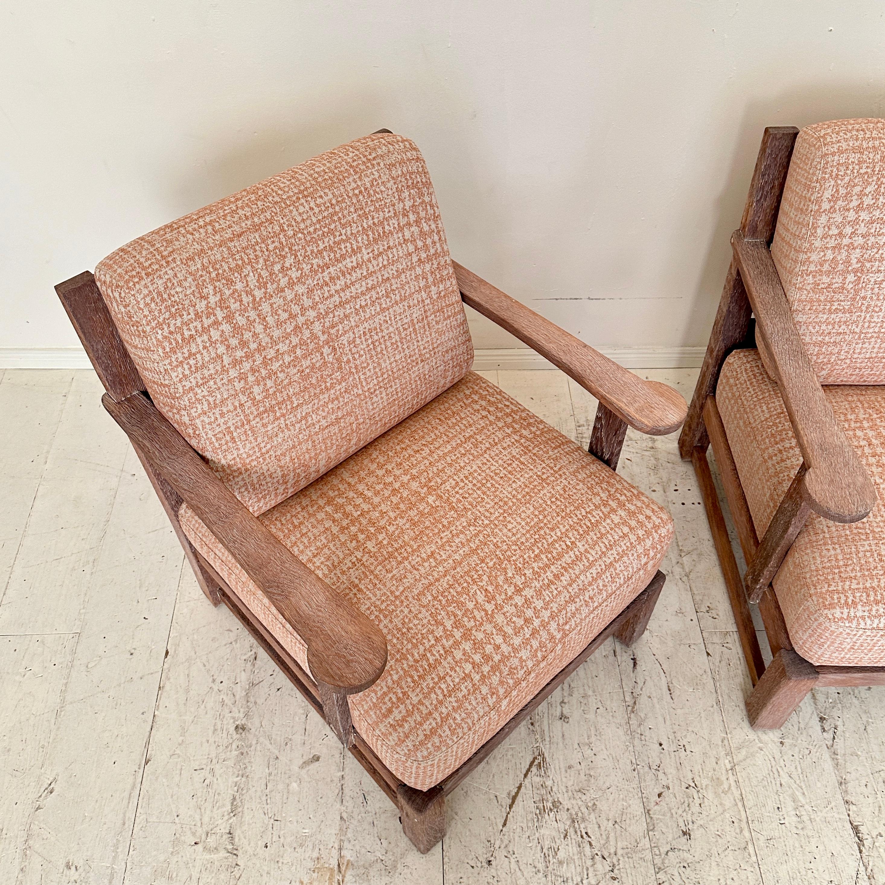 Pair German Art Deco Armchairs out of solid Oak and in Rosa Grey Fabric, 1920 For Sale 5