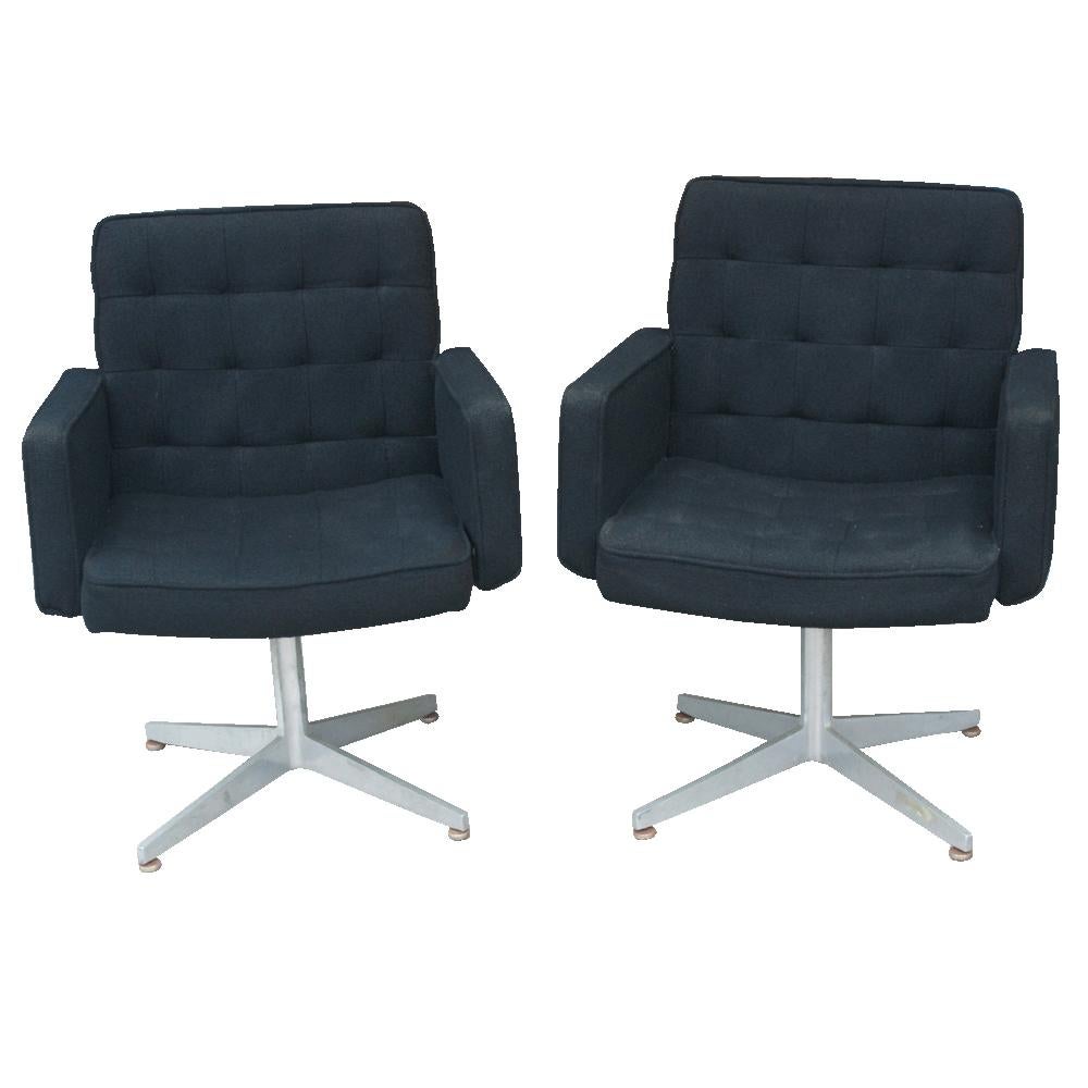 The General Fireproofing Co.
Good Form,
1902

(2) GF swivel executive lounge chairs

 
Aluminum frames
Tufted in a black wool blend fabric
 Age-appropriate wear.
 