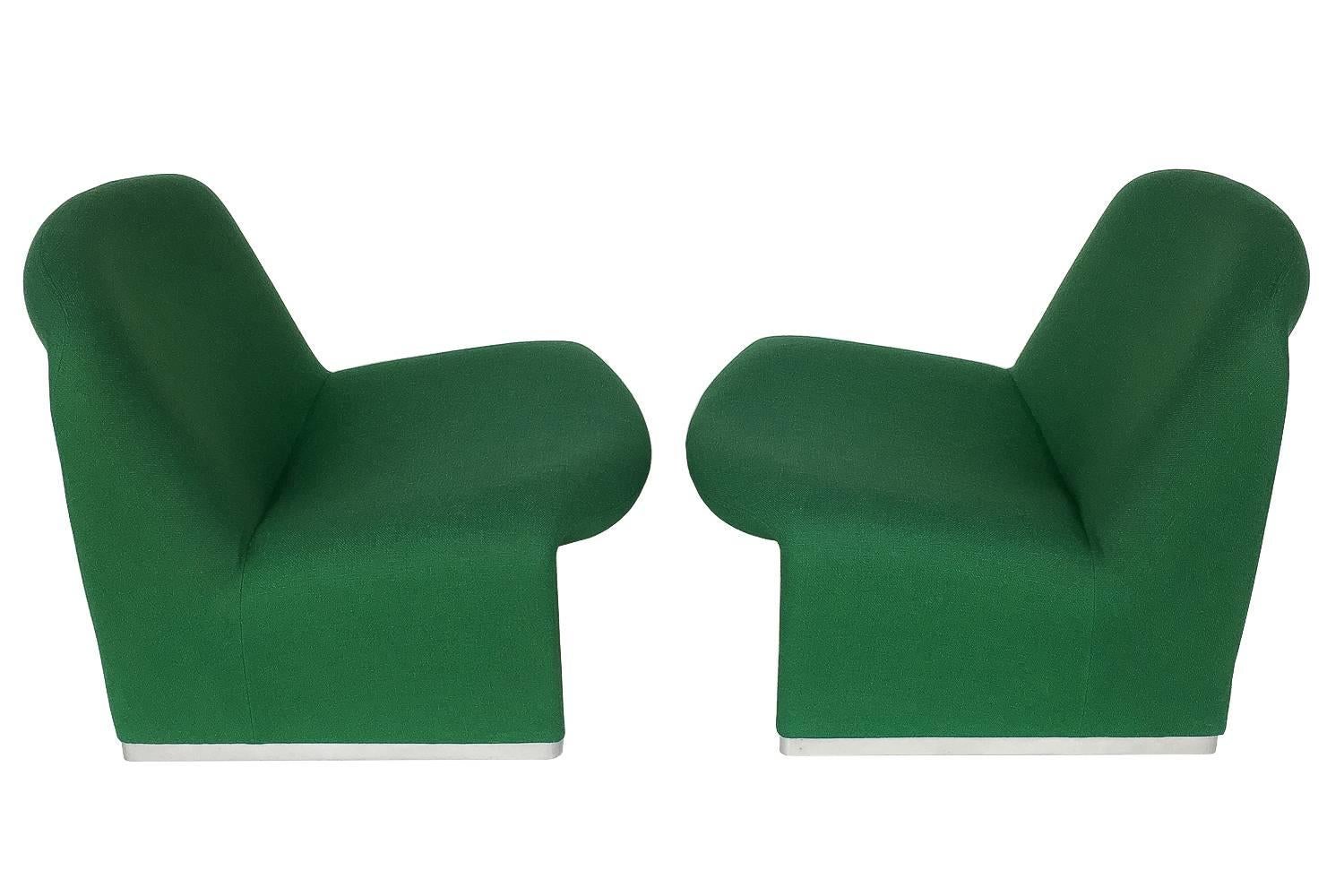 Pair Of Giancarlo Piretti Alky Slipper Lounge Chairs At 1stdibs