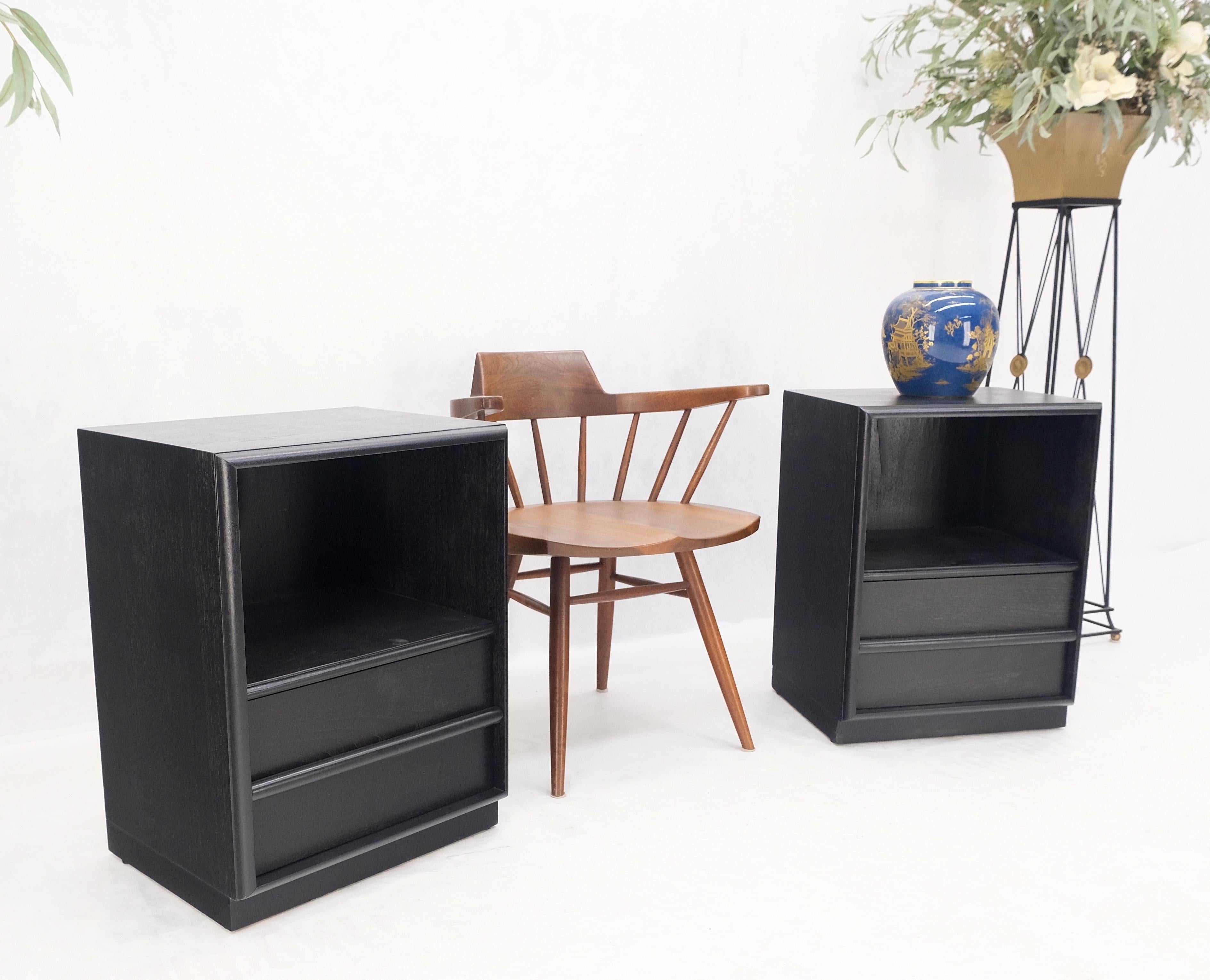 Blackened Pair Gibbings for Widdicomb Ebonized Black Lacquer Night Stands End Tables Mint  For Sale