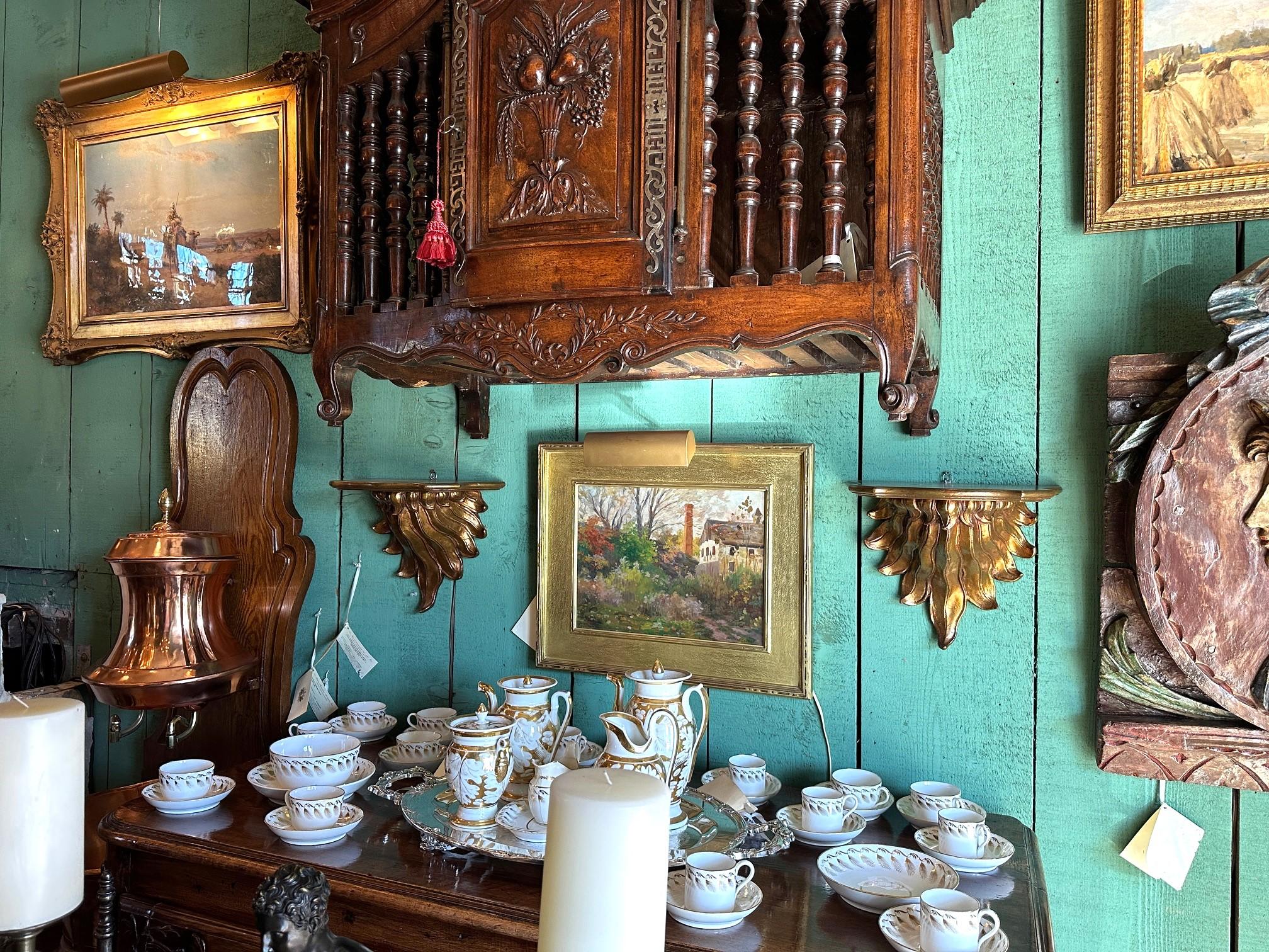 Par Ménsulas Doradas Decorativas Estantes de Pared Antiguos LA CA en venta 5