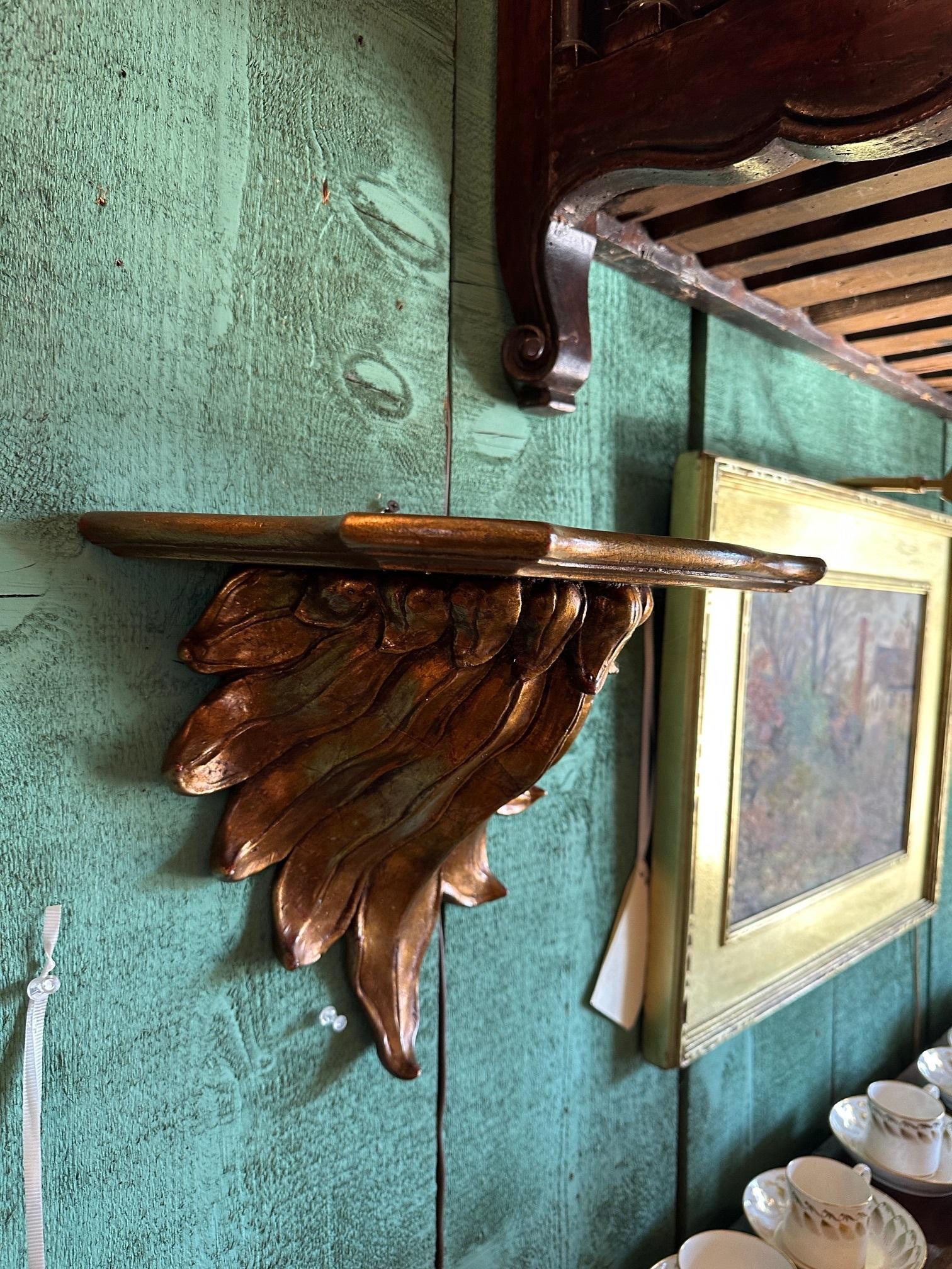 Par Ménsulas Doradas Decorativas Estantes de Pared Antiguos LA CA en venta 11