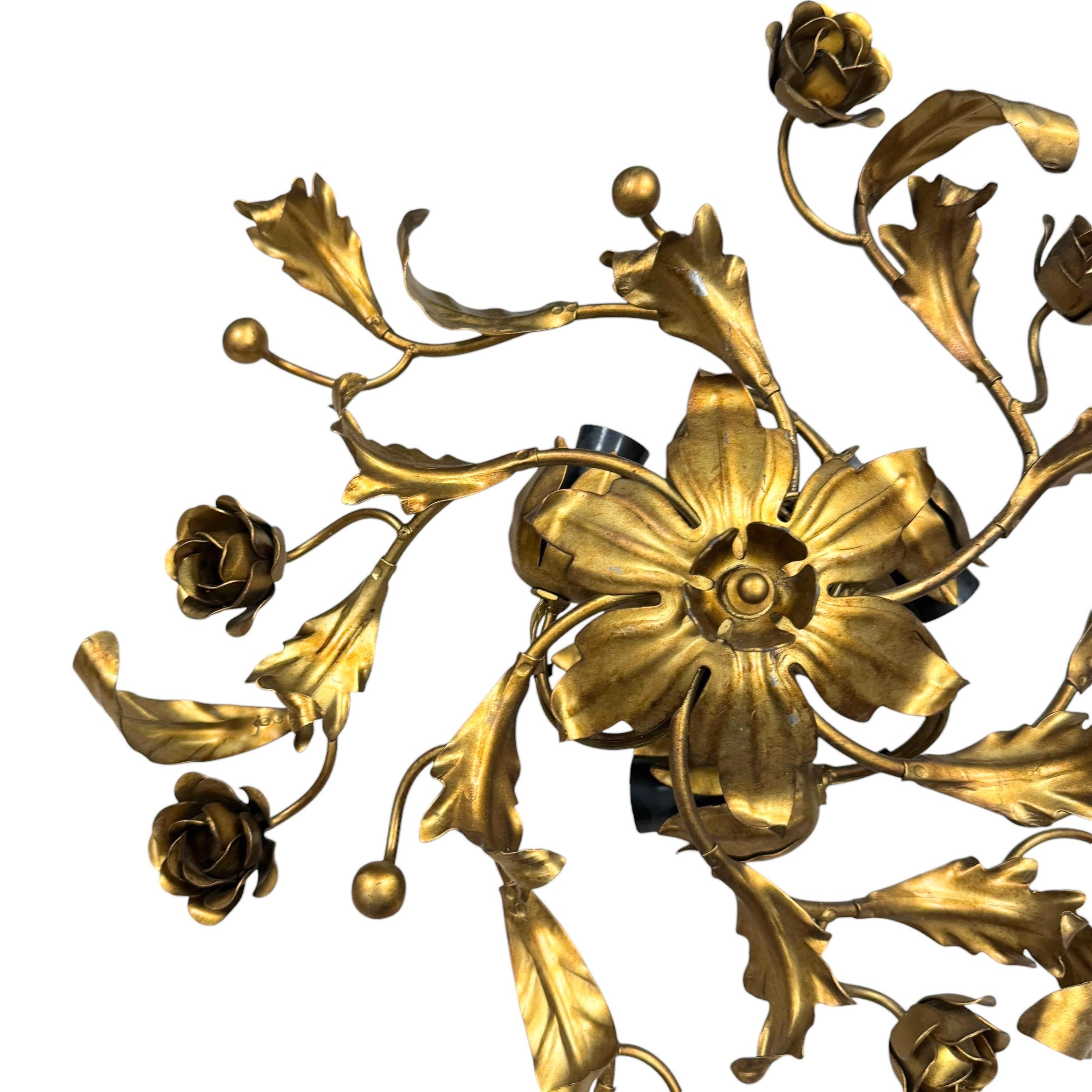 Paar vergoldete drei blattförmige Rosenblumen im Hollywood-Regency-Stil, Einbaubeleuchtung, Italien im Angebot 3