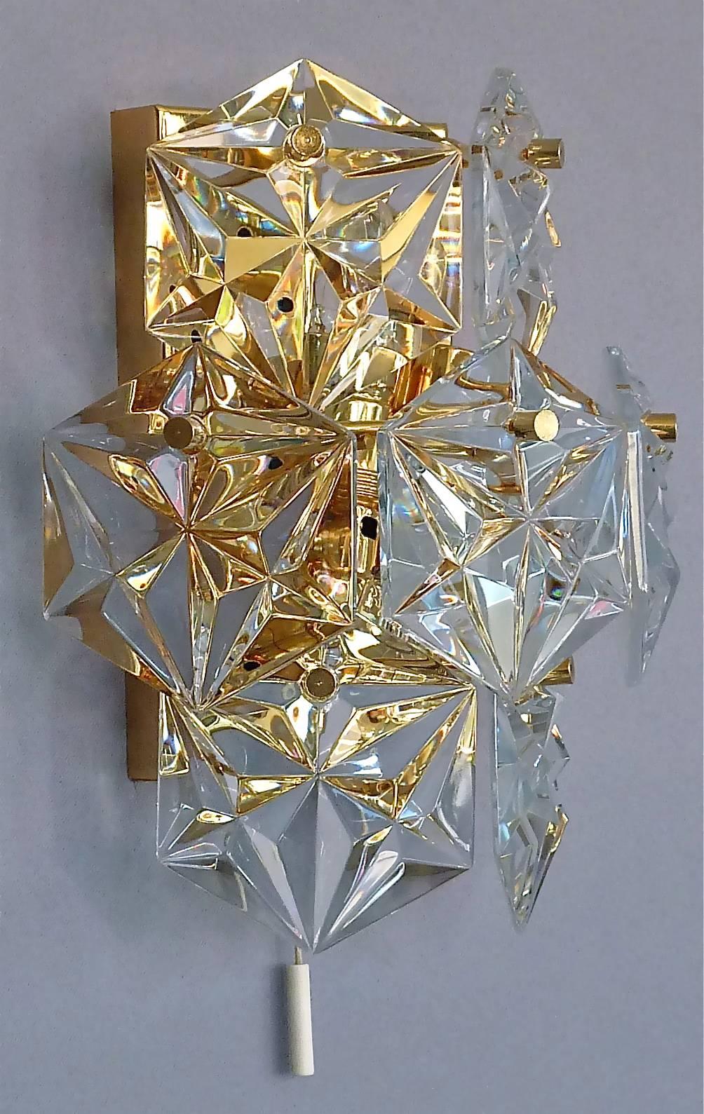 German Pair of Gilt Brass Metal Faceted Crystal Glass Sconces Wall Lights Kinkeldey For Sale