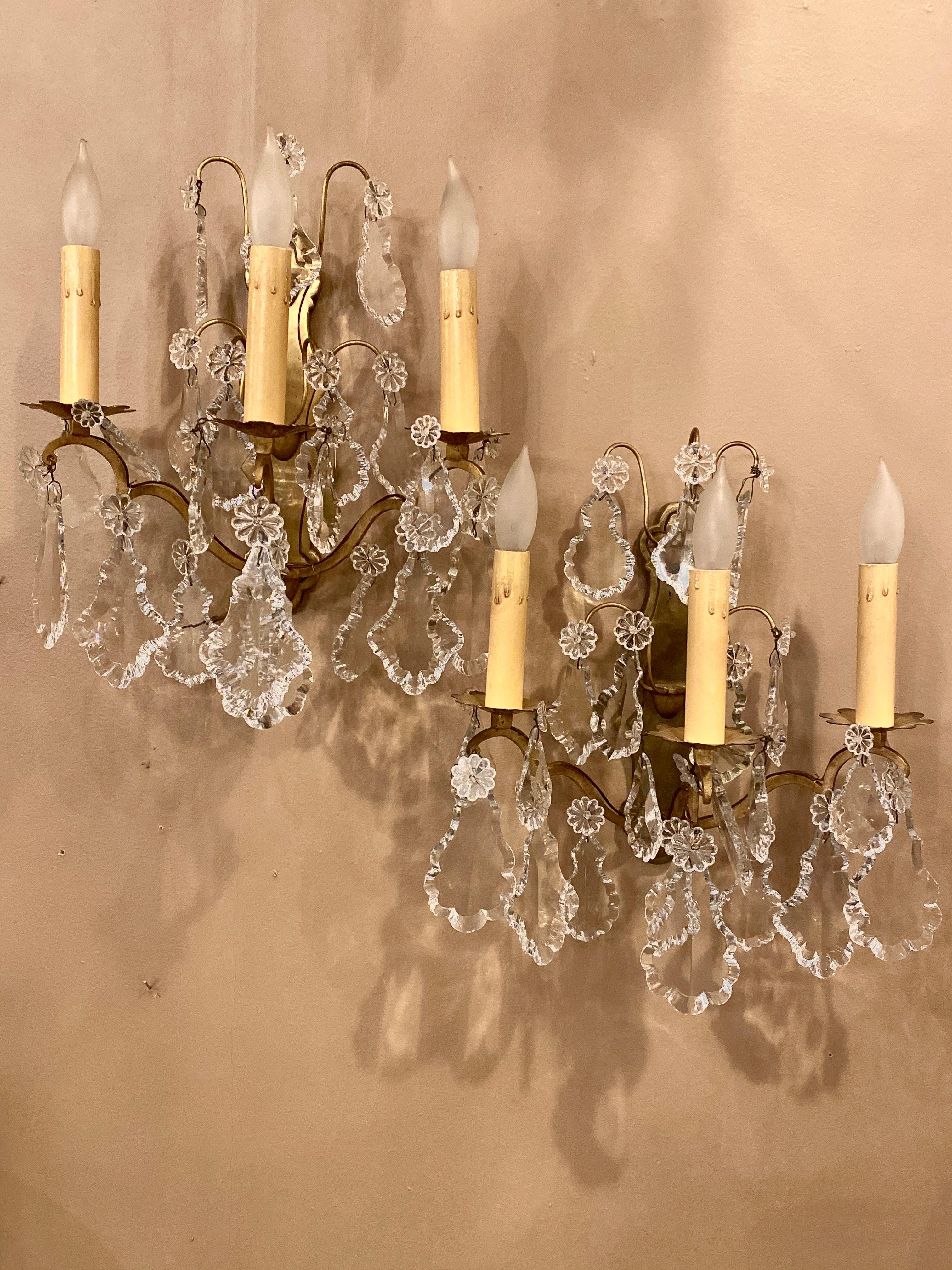 Belle Époque Gilt Bronze and Crystal Three-Light Wall Sconces French Early 20th Century, Pair For Sale