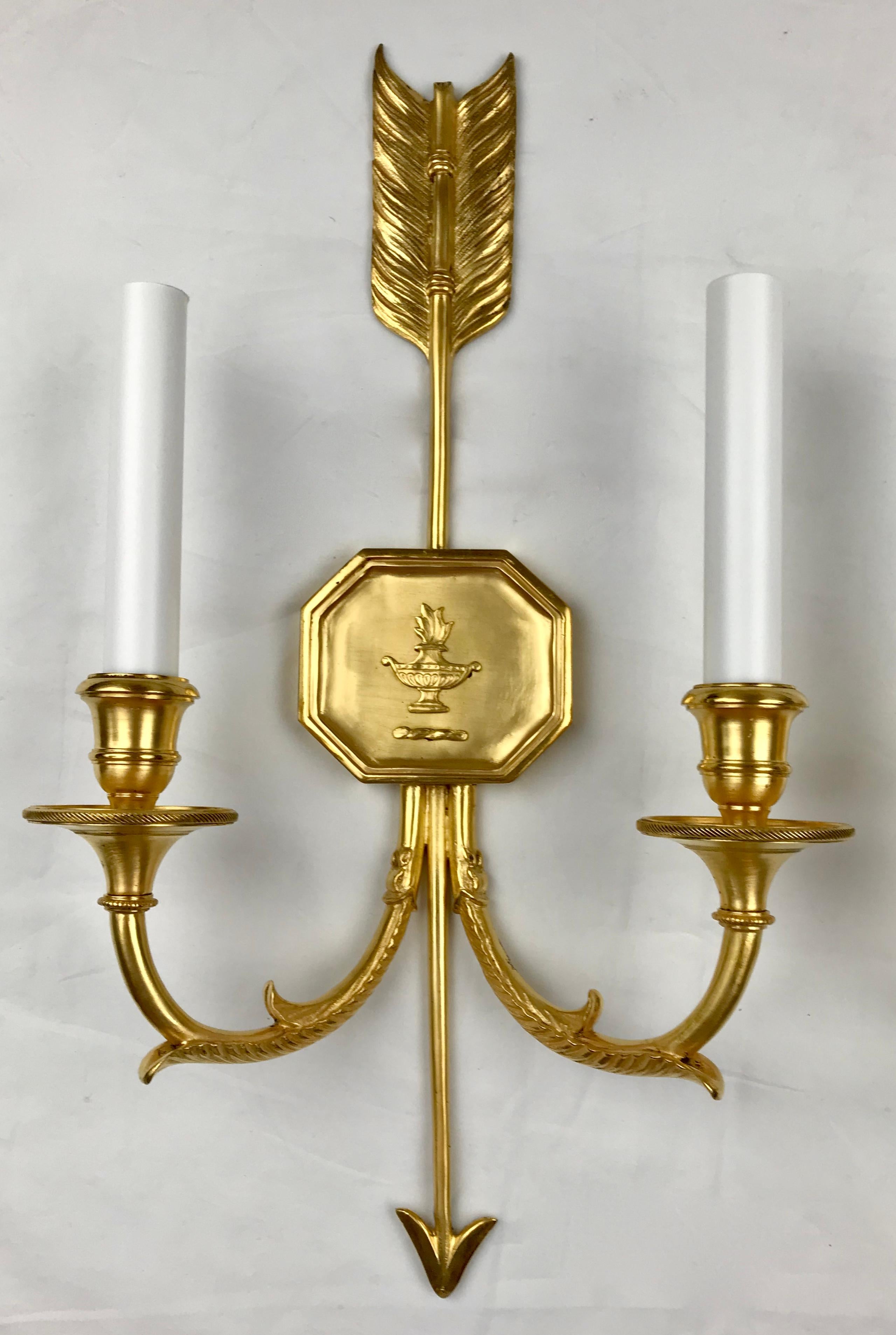 Neoclassico Coppia di sconsole in bronzo dorato in stile Impero di E. F. A. Caldwell in vendita