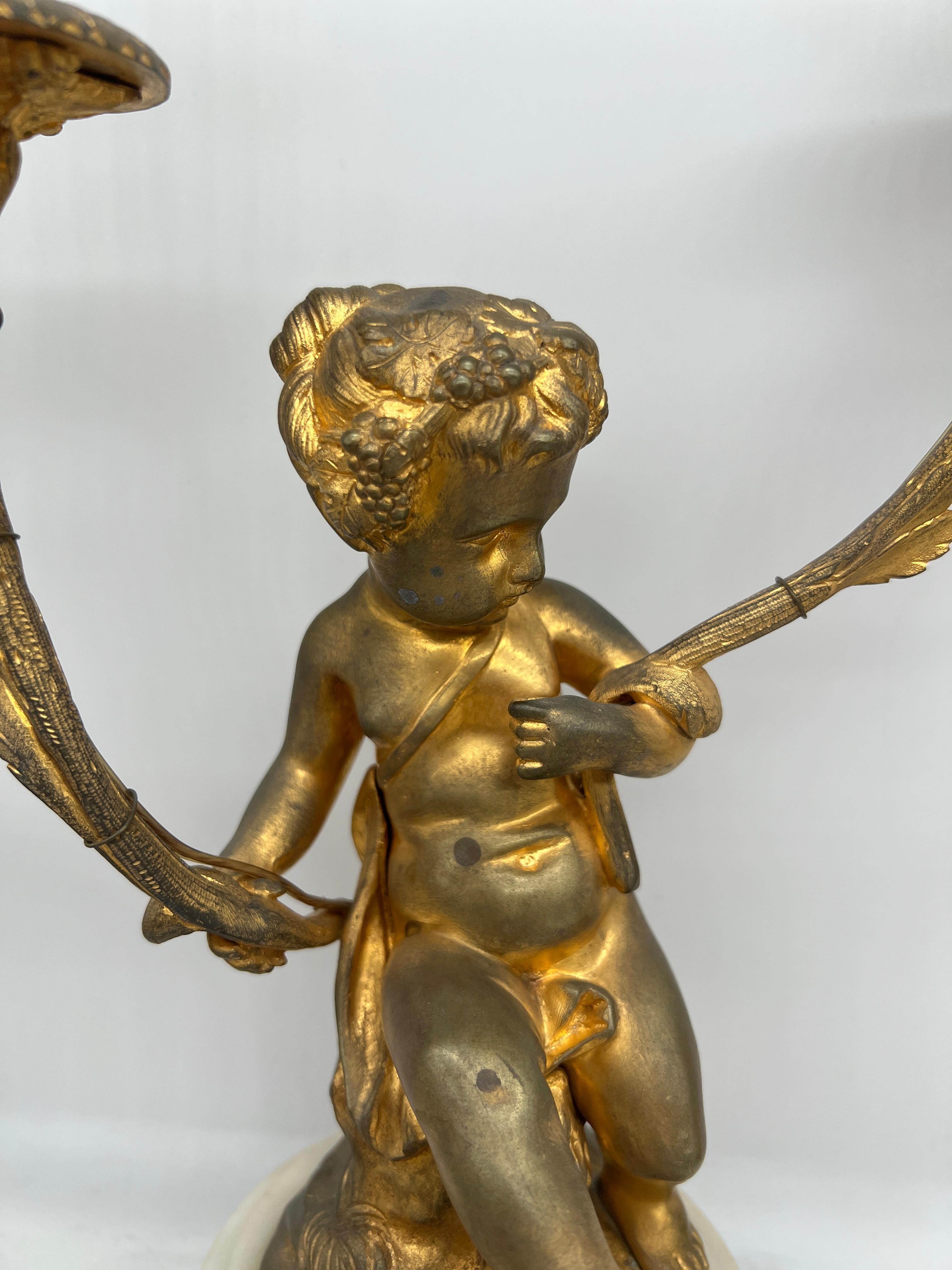 Pareja, Lámparas Candelero Putti de Bronce Dorado Estilo Luis XVI Siglo XIX siglo XIX en venta