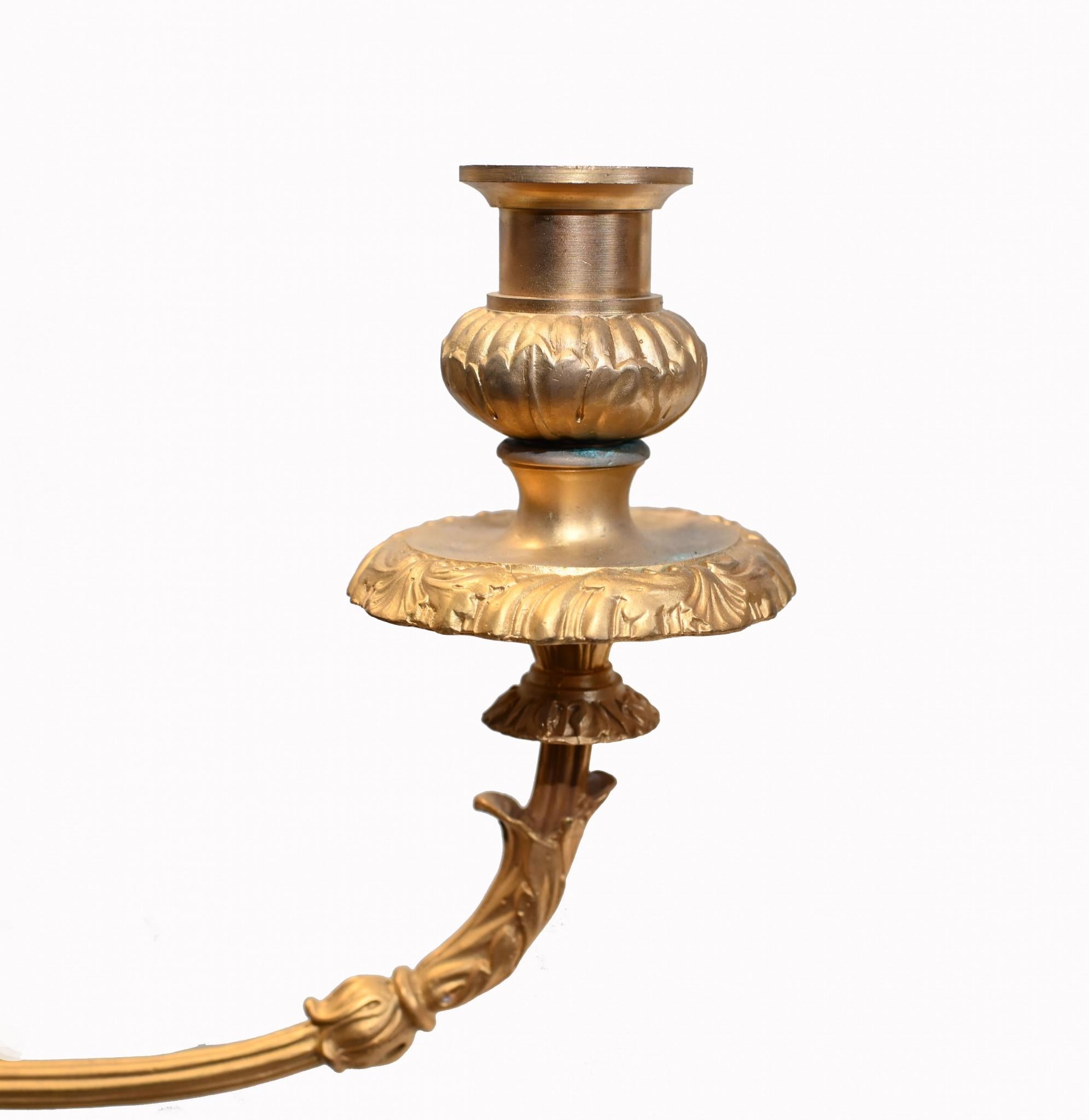 Coppia di candelabri dorati Matthew Boulton Regency Candele in vendita 3