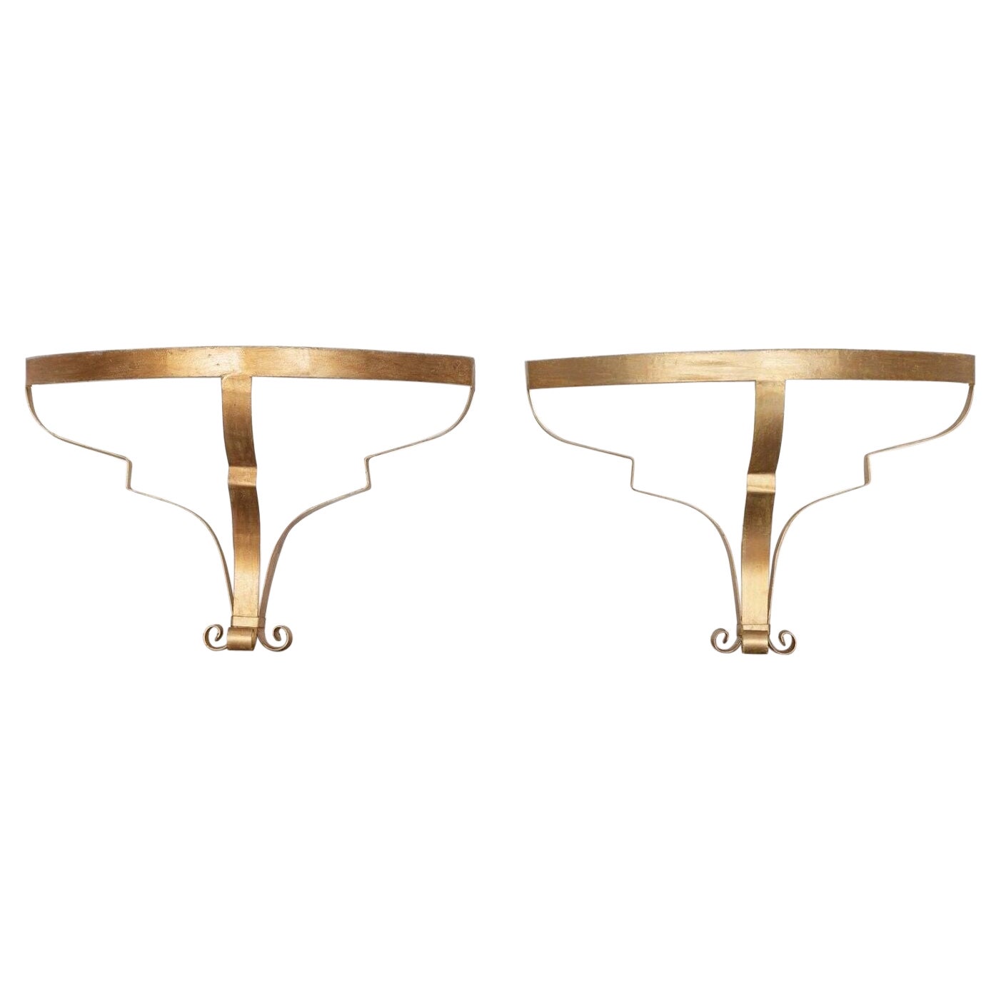 Paire de tables consoles en fer doré