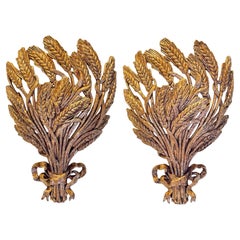 Paire d'appliques en tôle dorée style Hollywood Regency, Italie, années 1980