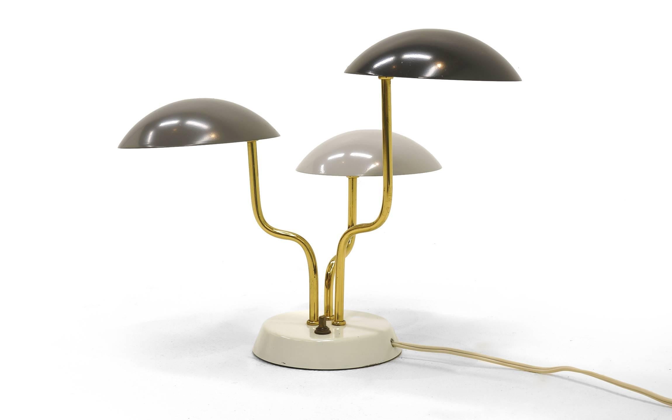 Enameled Pair of Gino Sarfatti for Arteluce Three Shade Table Lamp in Shades of Gray