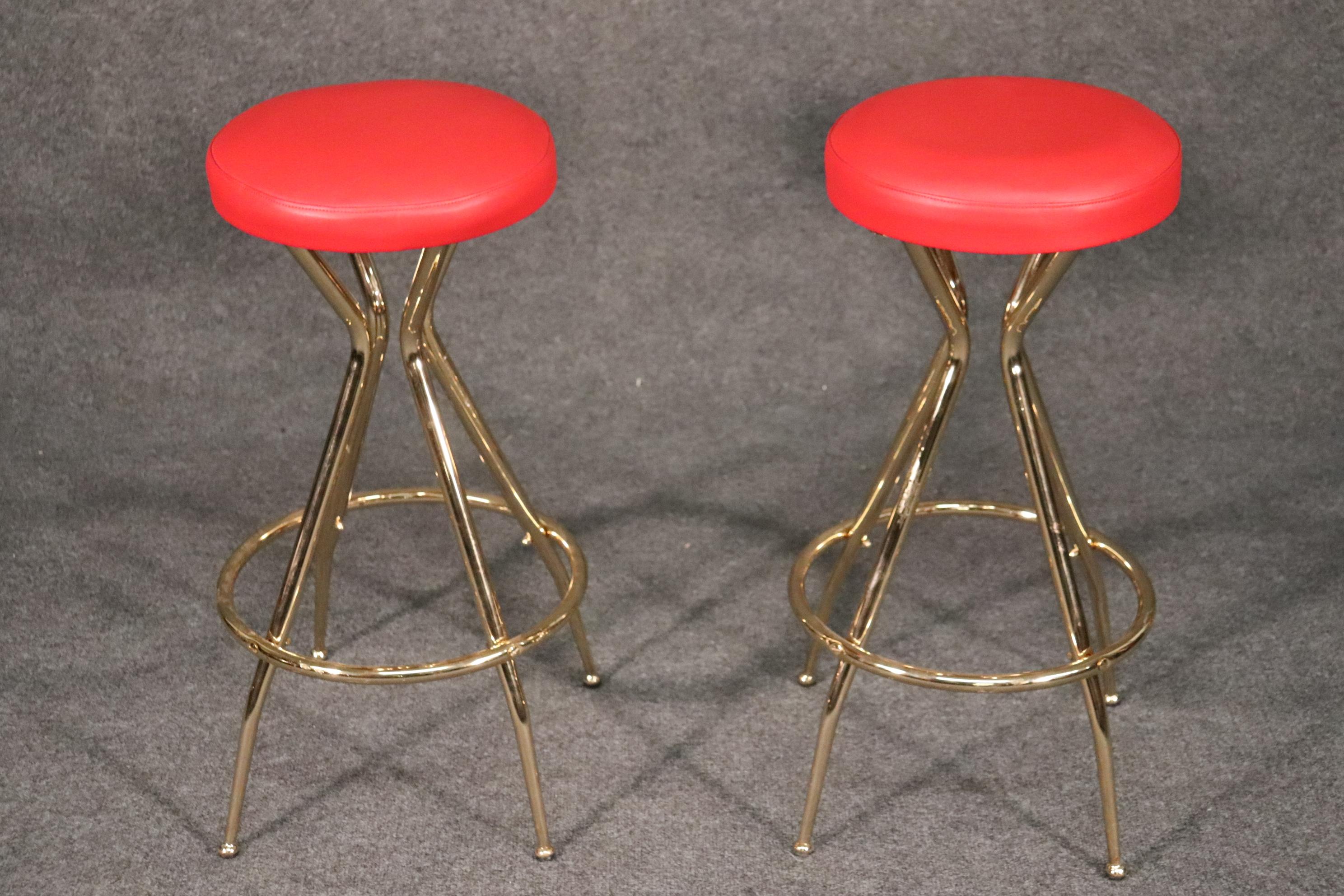 Pair of Gio Ponti Style Italian Midcentury Modern Bar Counter Stools 1
