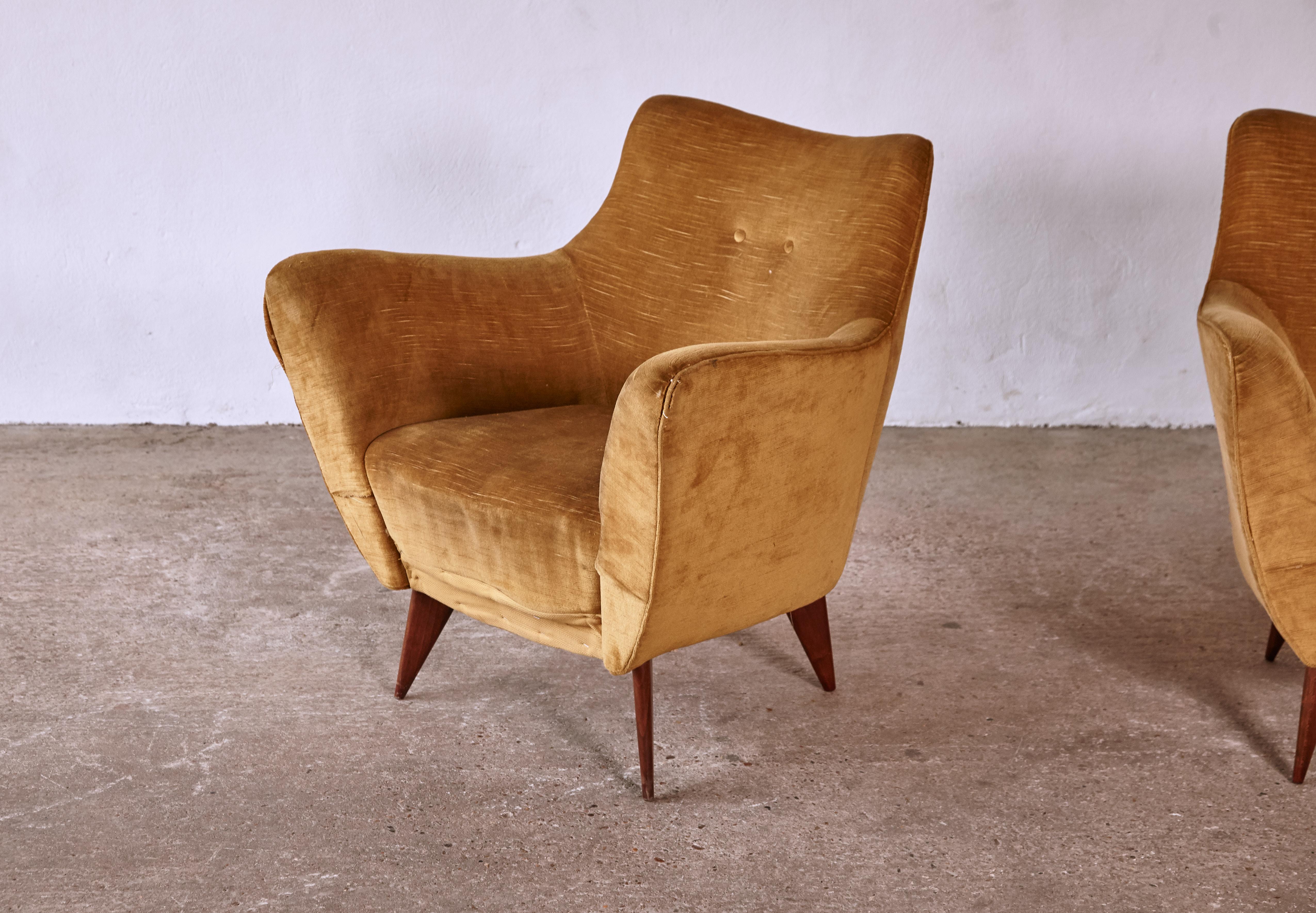 Mid-Century Modern Pair Giulia Veronesi Perla Armchairs, ISA Bergamo, Italy, 1950s for Reupholstery