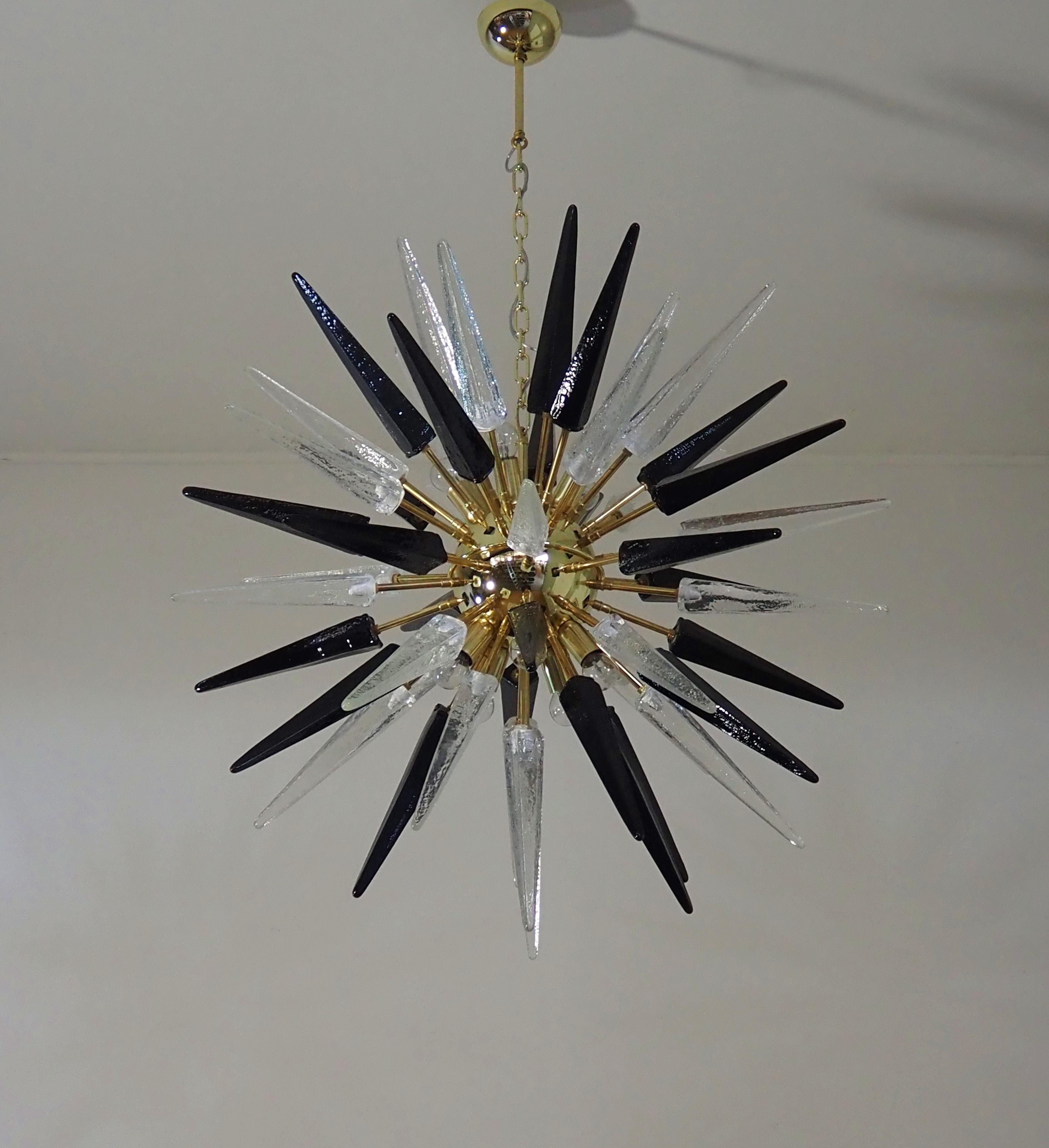Pair Glass Sputnik Chandeliers Murano im Angebot 3