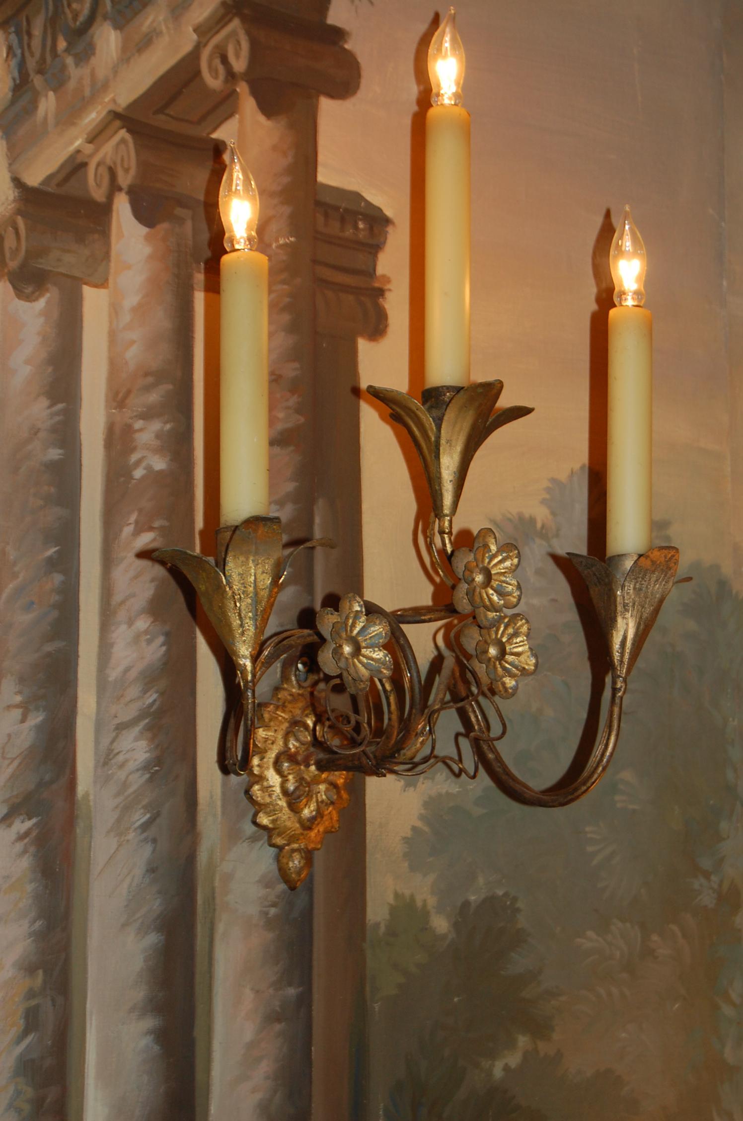 Pair of Gold Leaf Tole Three-Light Italian Wall Sconces, Early 19th Century 2
