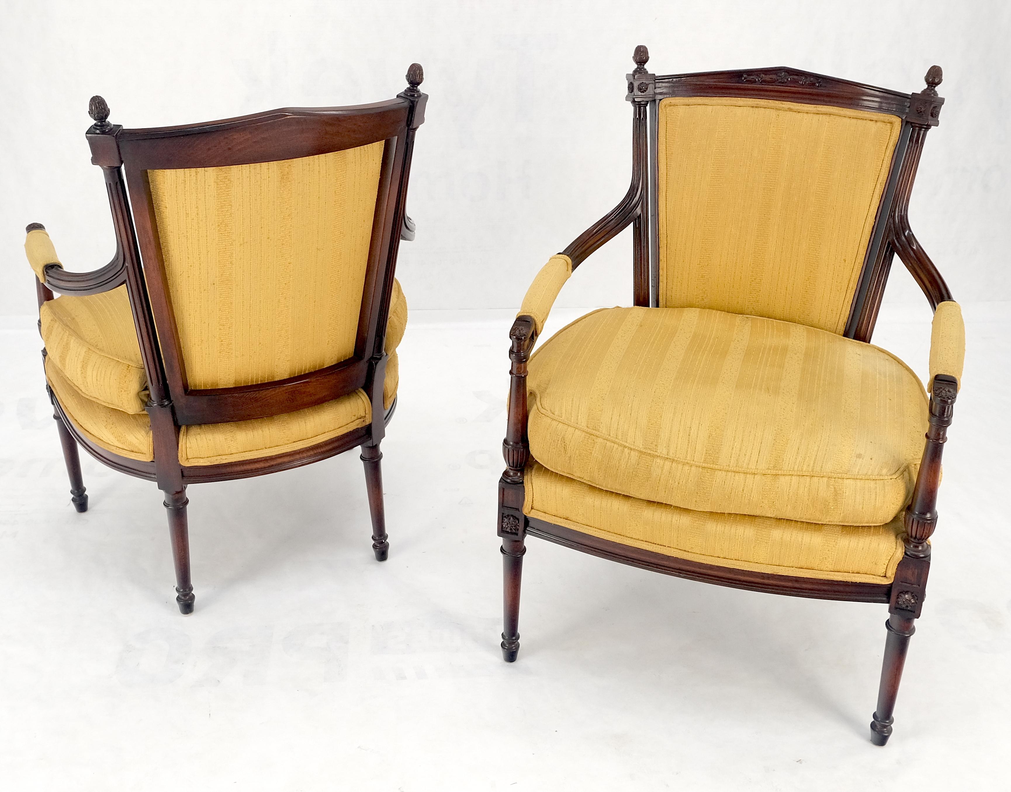 Pair Gold Silk Upholstery Fine Carved Acorn Finials Lounge Fireside Chairs MINT! In Good Condition For Sale In Rockaway, NJ