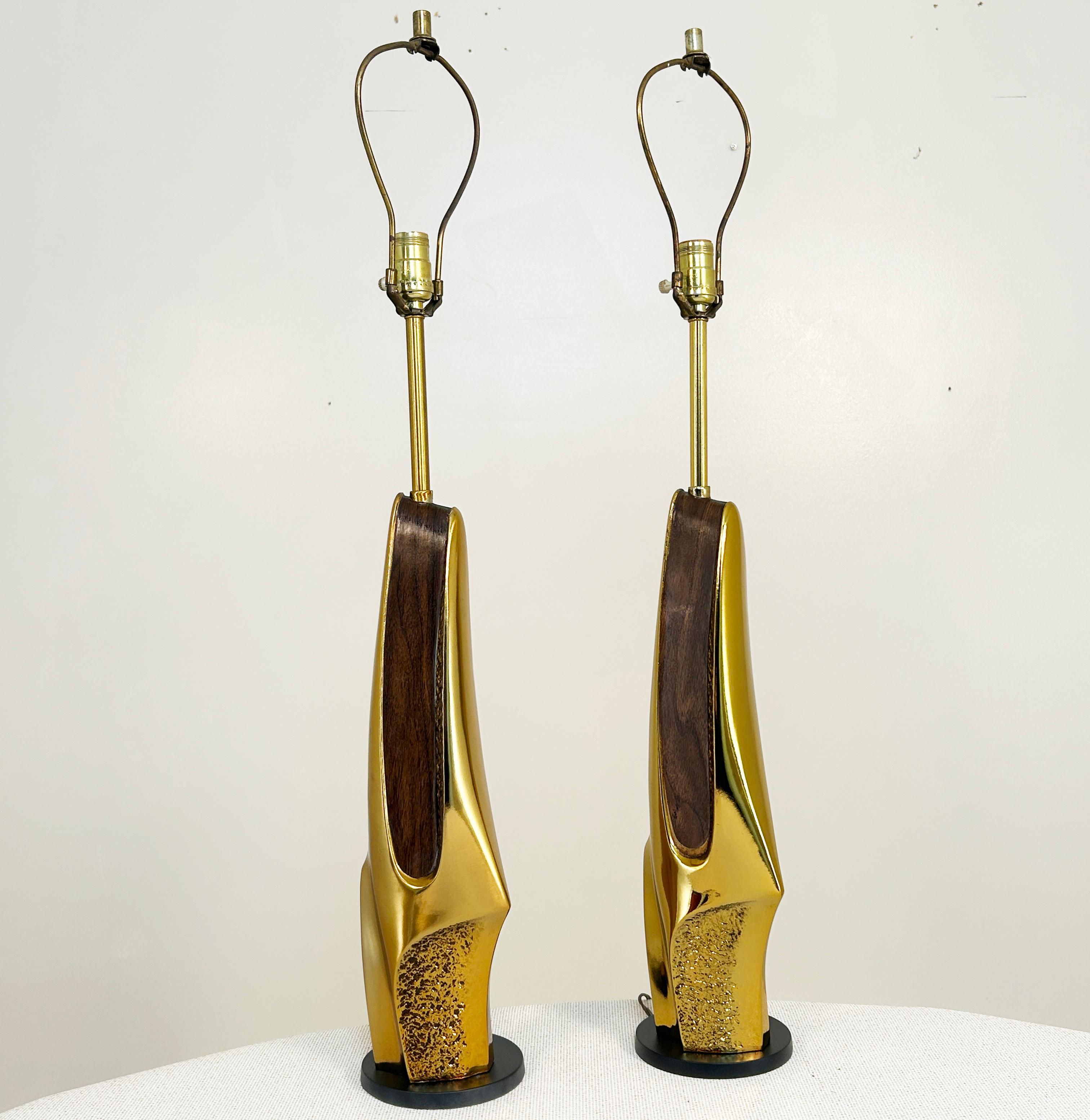 Pair Gold Table Brutalist Lamps by Laurel In Excellent Condition In South Charleston, WV