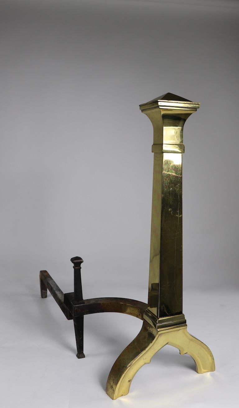 Pareja de morillos de latón del renacimiento gótico al estilo de Augustus Pugin en venta 4