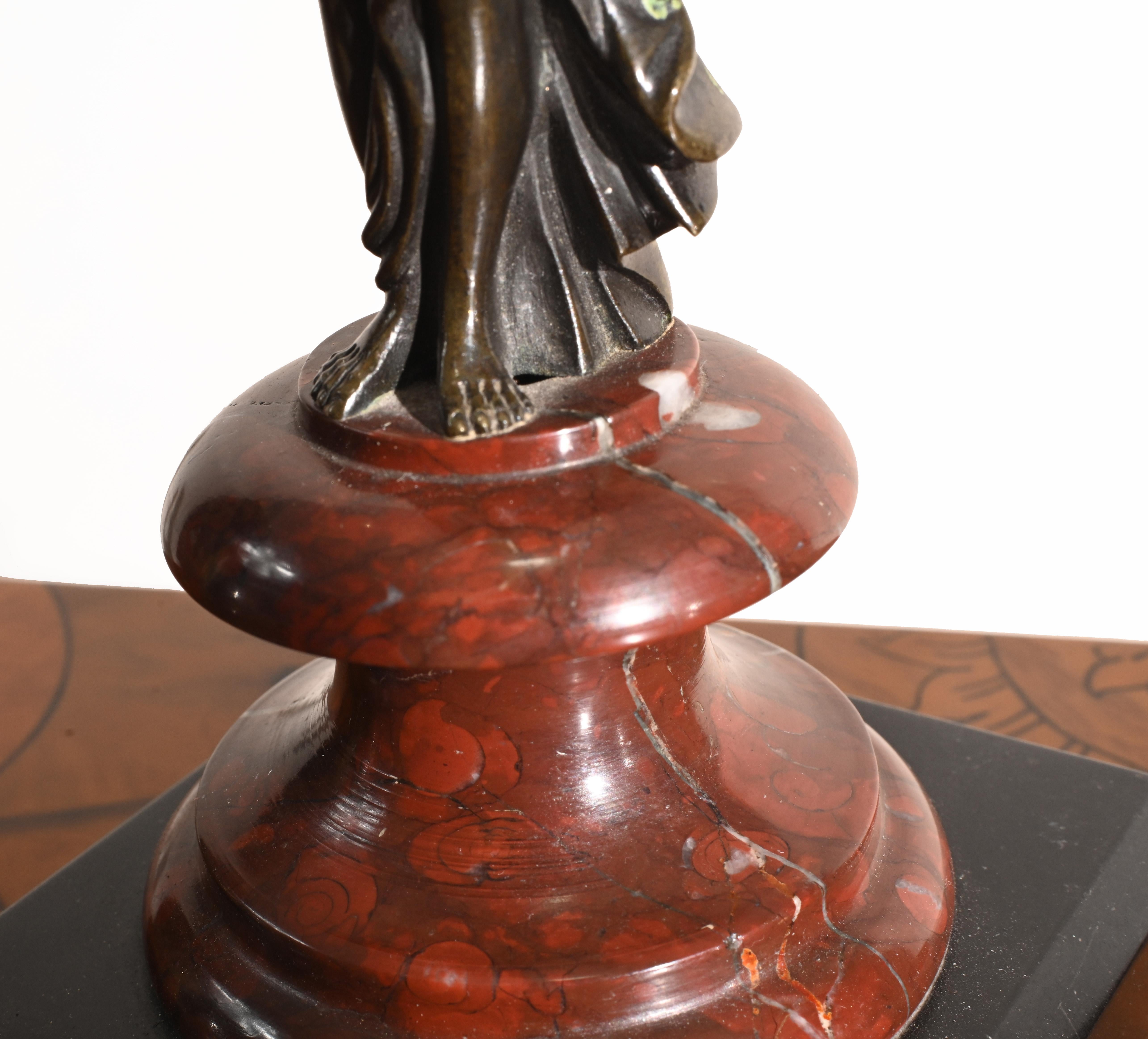 Paire de candélabres Grand Tour jeune fille en marbre et bronze 1840 en vente 2
