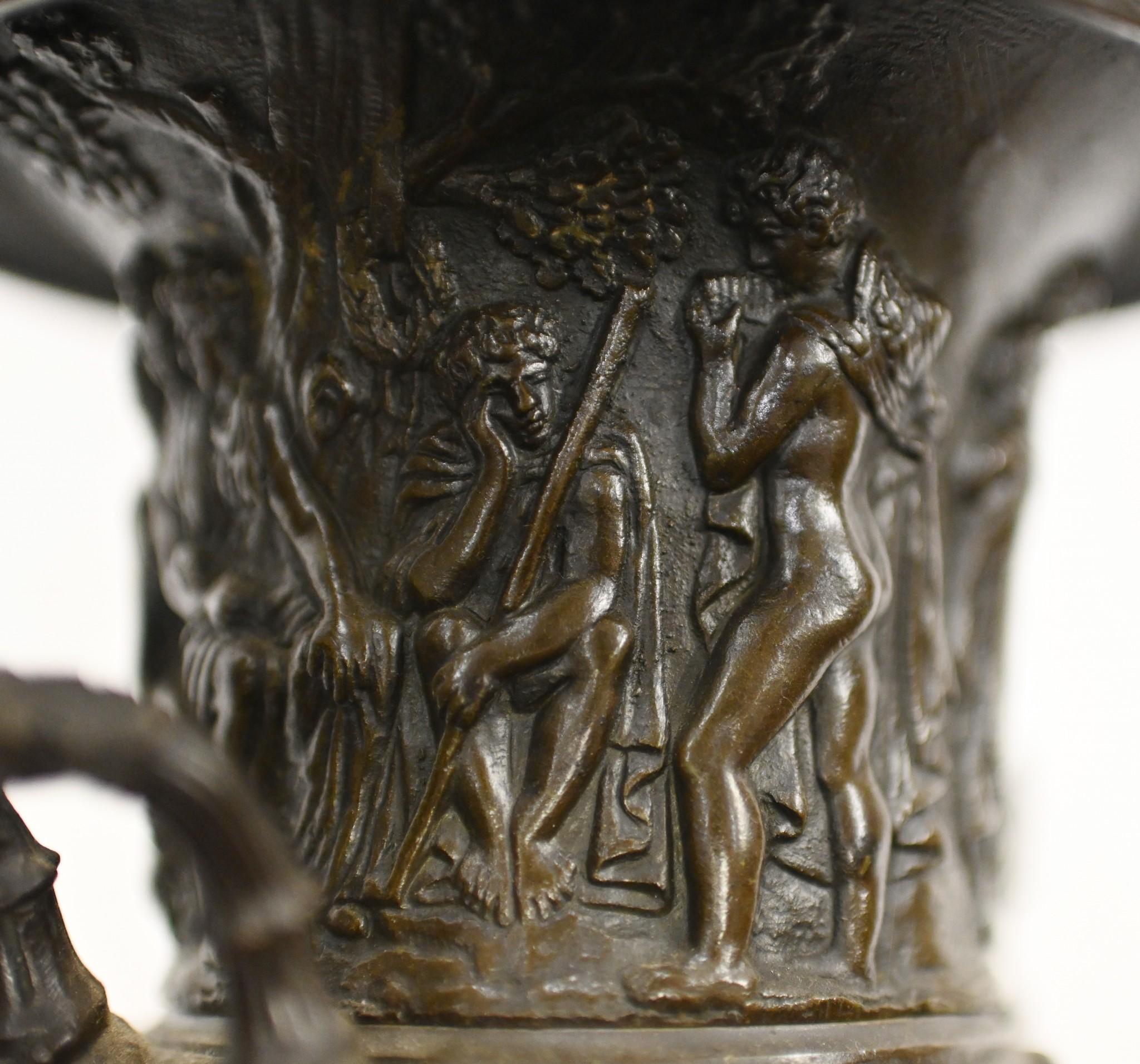 Paire d'urnes Grand Tour italiennes Campana en marbre de Sienne 1820 en vente 13