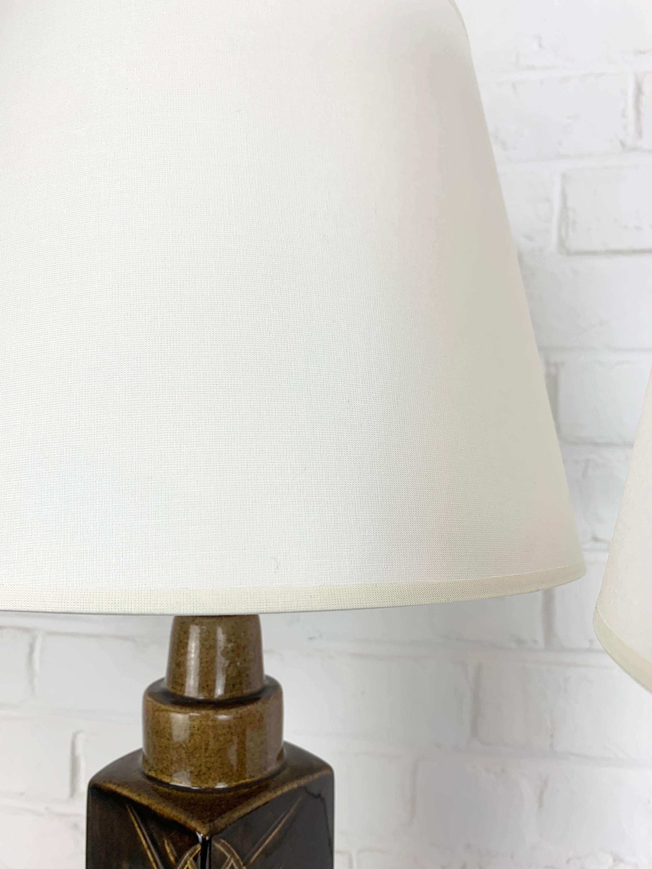 Pair graphic Danish Søholm Stentøj Stoneware lamps Denmark Mid-Century 3