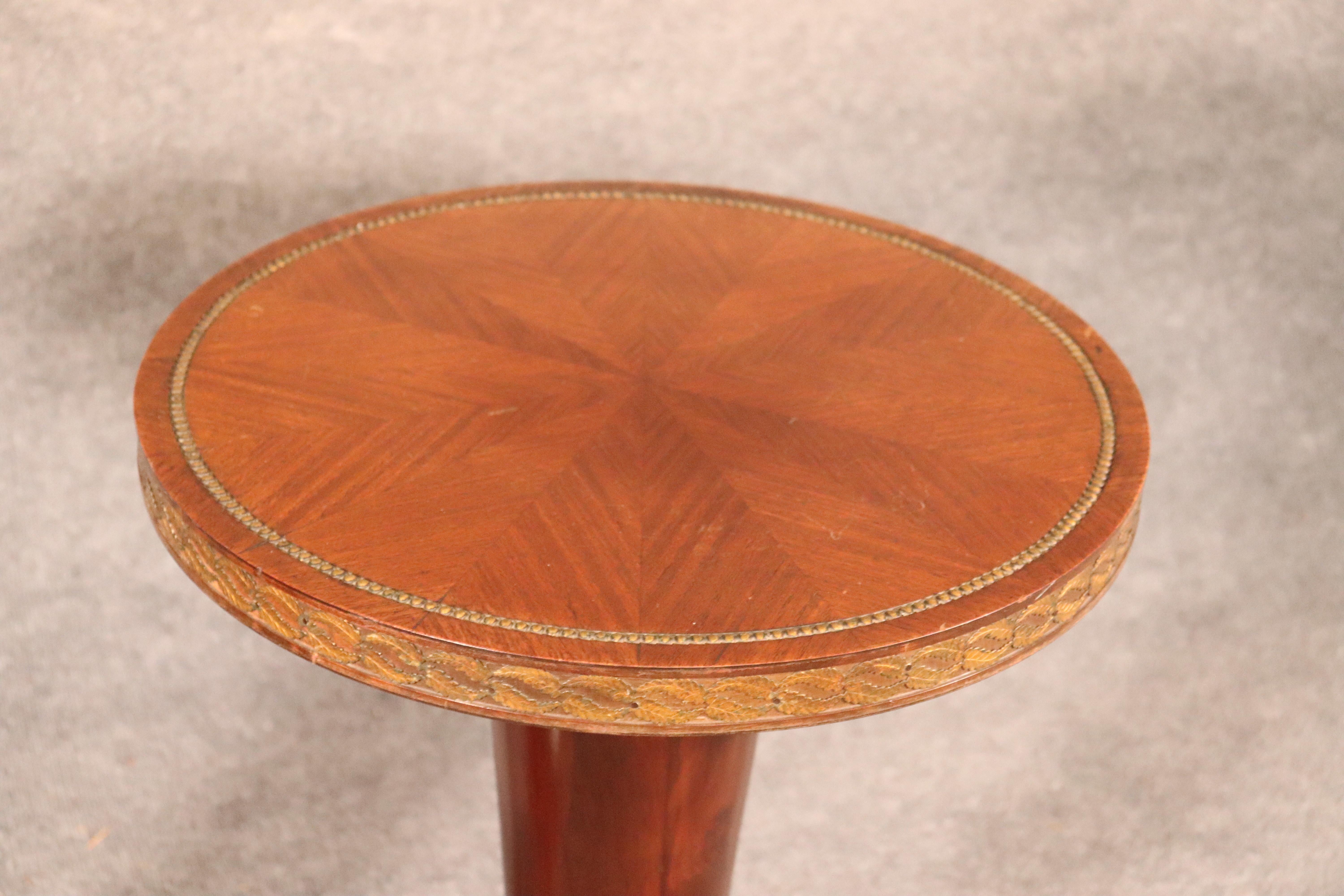 Mid-20th Century Pair of Grosfeld House Attributed Mahogany and Bronze Mounted Side End Tables