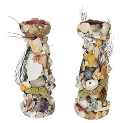 Paar Grotto Muschelkerzenhalter mit antiken Muschelschalen