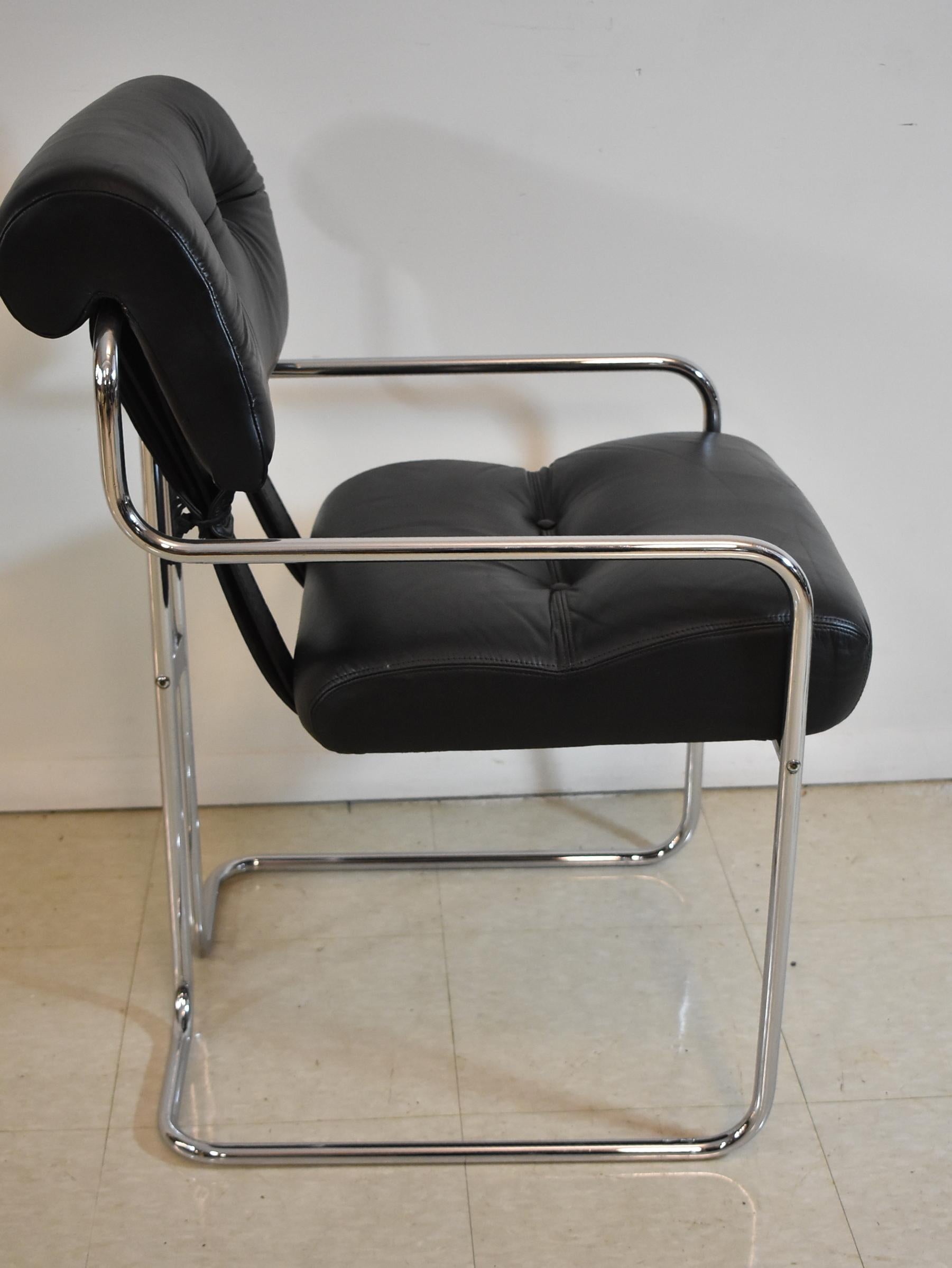 Pair Guido Faleschini Tucroma Leather & Chrome Chairs Italy In Good Condition For Sale In Toledo, OH