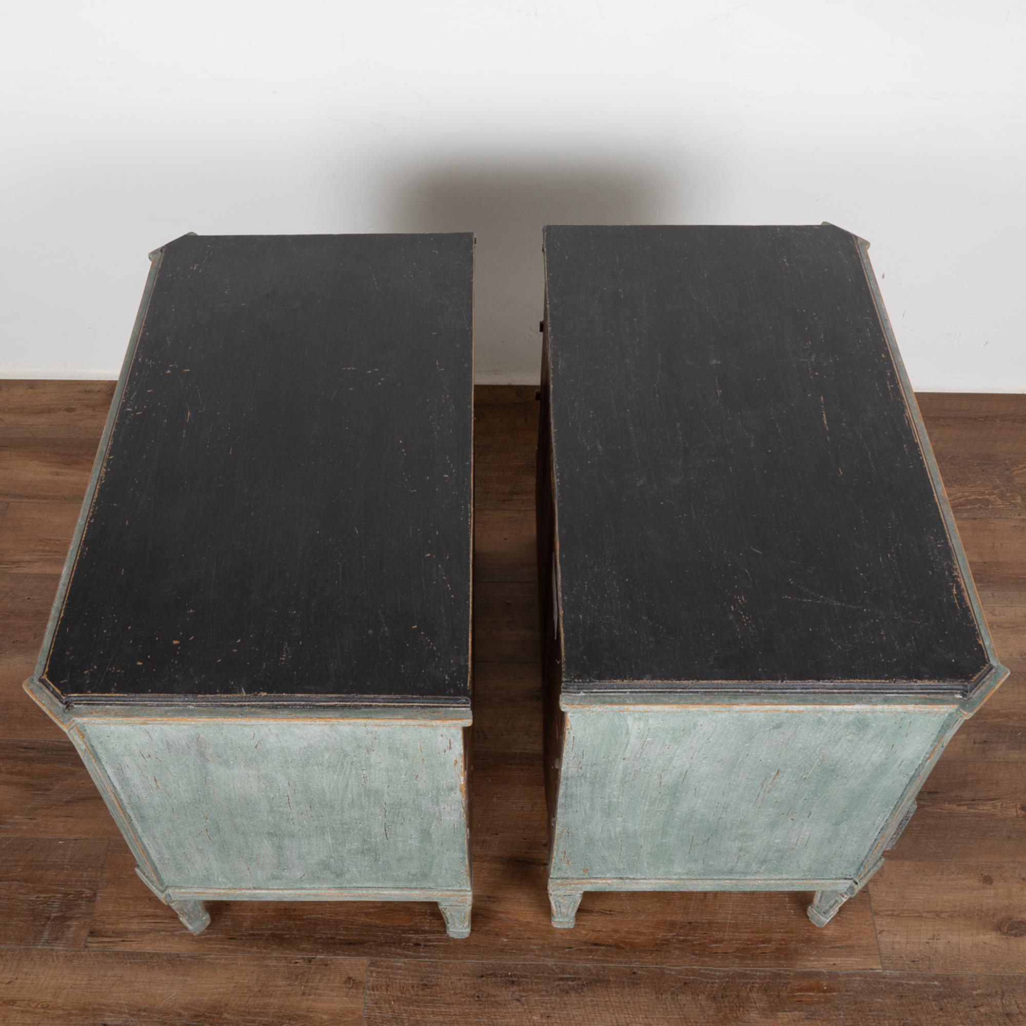 Pair, Gustavian Painted Chest of Drawers, Sweden circa 1860-80 In Good Condition In Round Top, TX