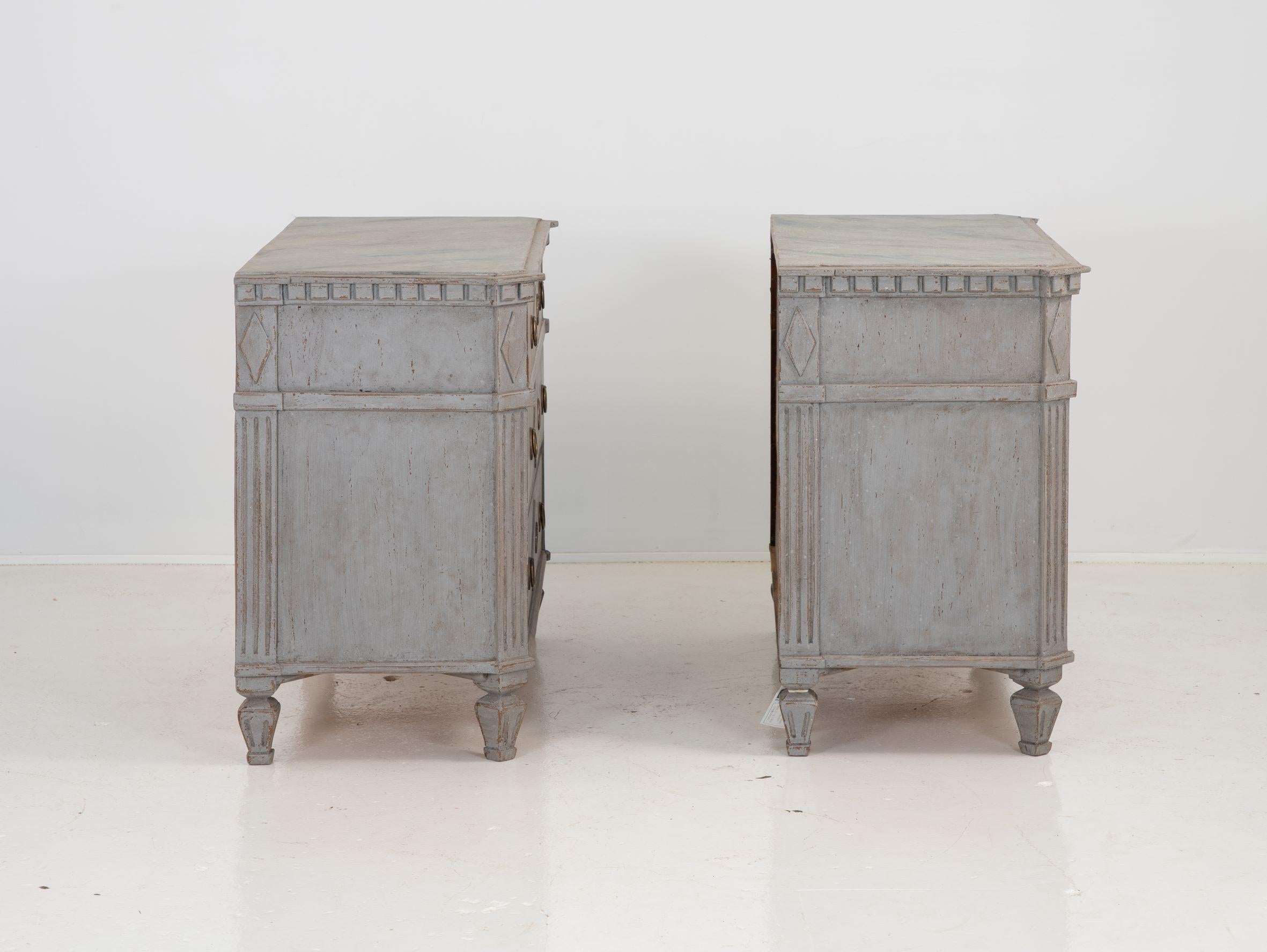 Pair Gustavian Style Chests of Drawers In Good Condition In South Salem, NY
