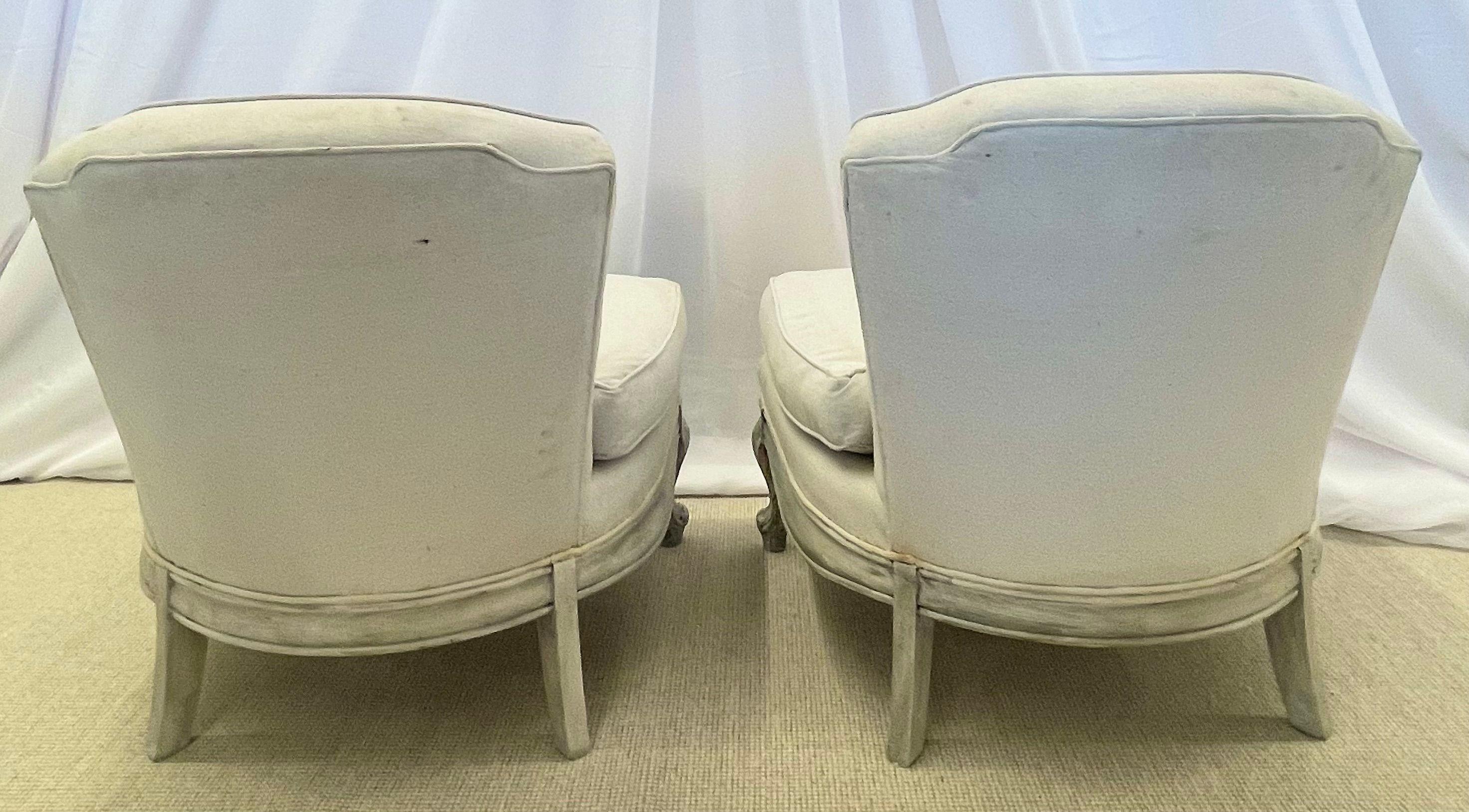 Paar Sessel ohne Armlehne im Gustavianischen Stil, schwedischer Stil, lackierte Stühle im Angebot 1