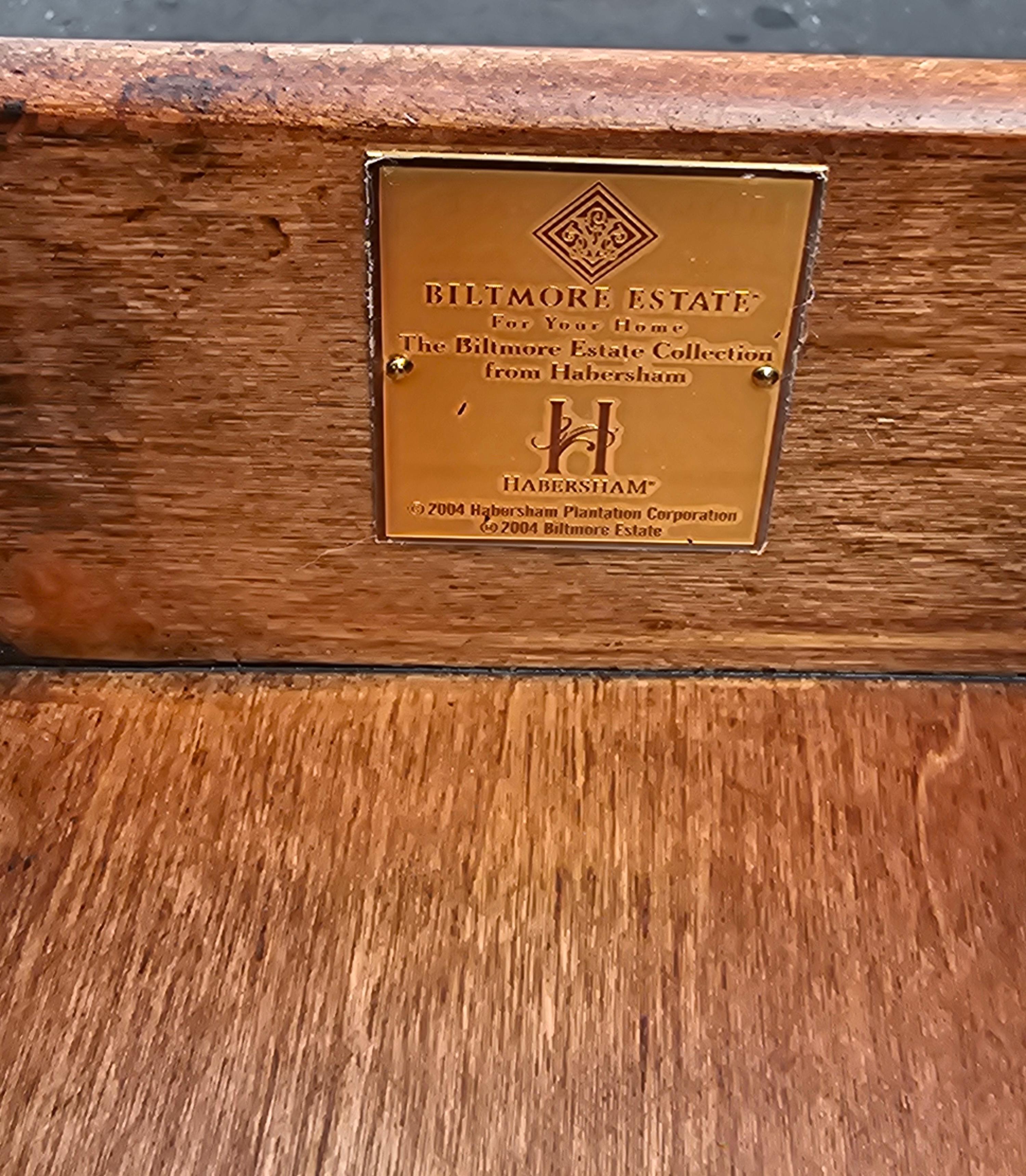 Pair Habersham Biltmore Fruitwood Serpentine Bachelor Chests of Drawers Island For Sale 5
