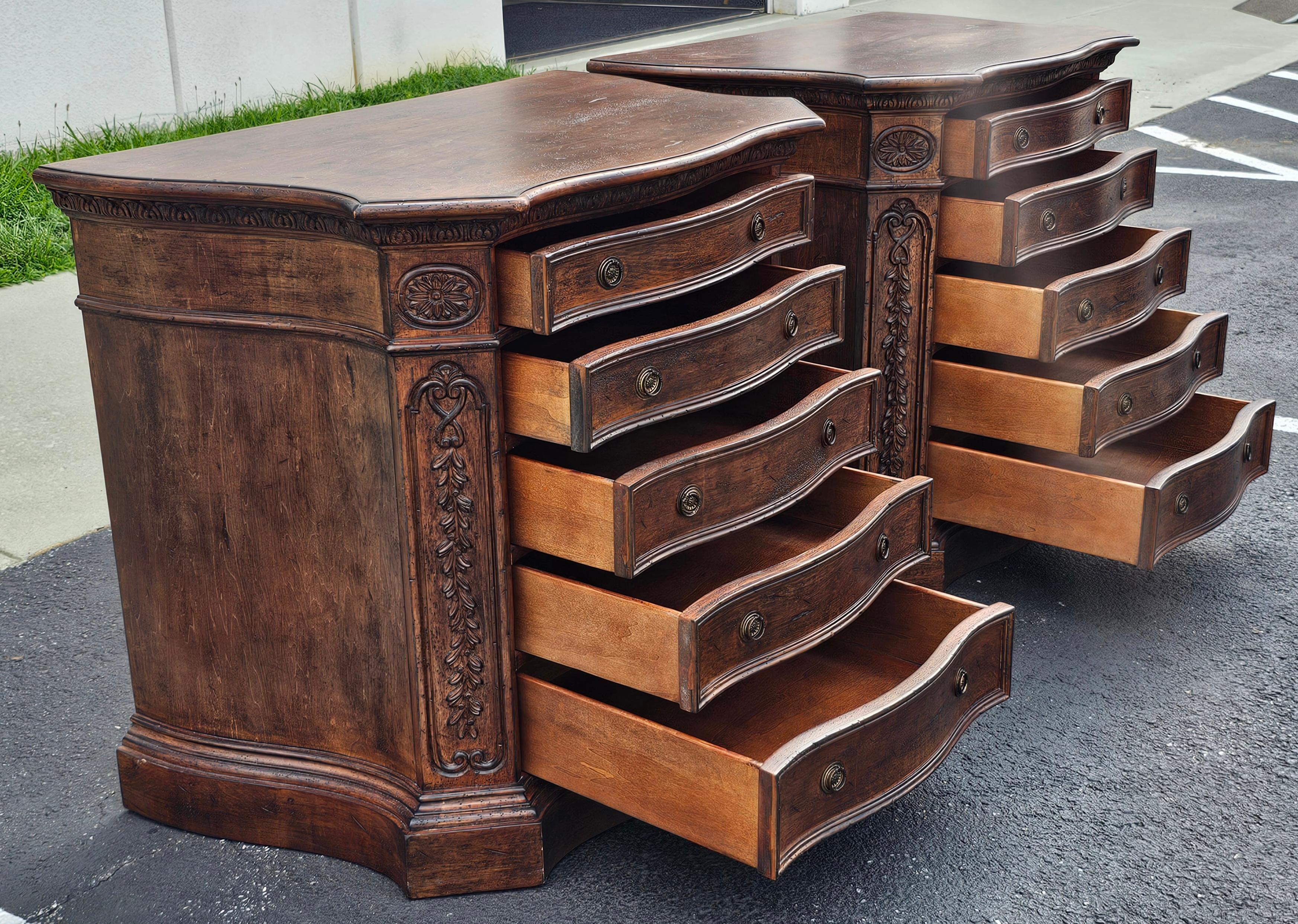 Contemporary Pair Habersham Biltmore Fruitwood Serpentine Bachelor Chests of Drawers Island For Sale