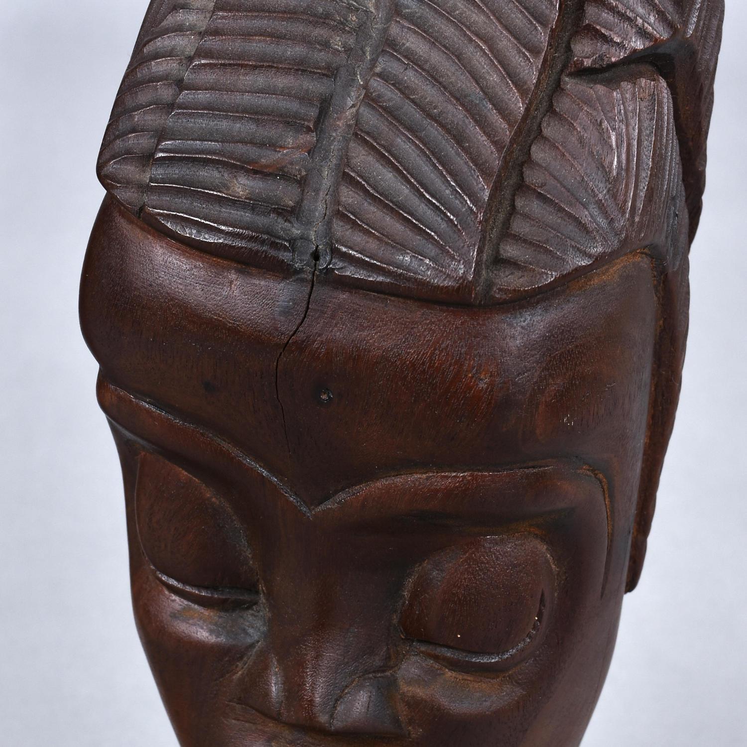 Africain Paire de bustes africains sculptés à la main, 24 pouces en vente