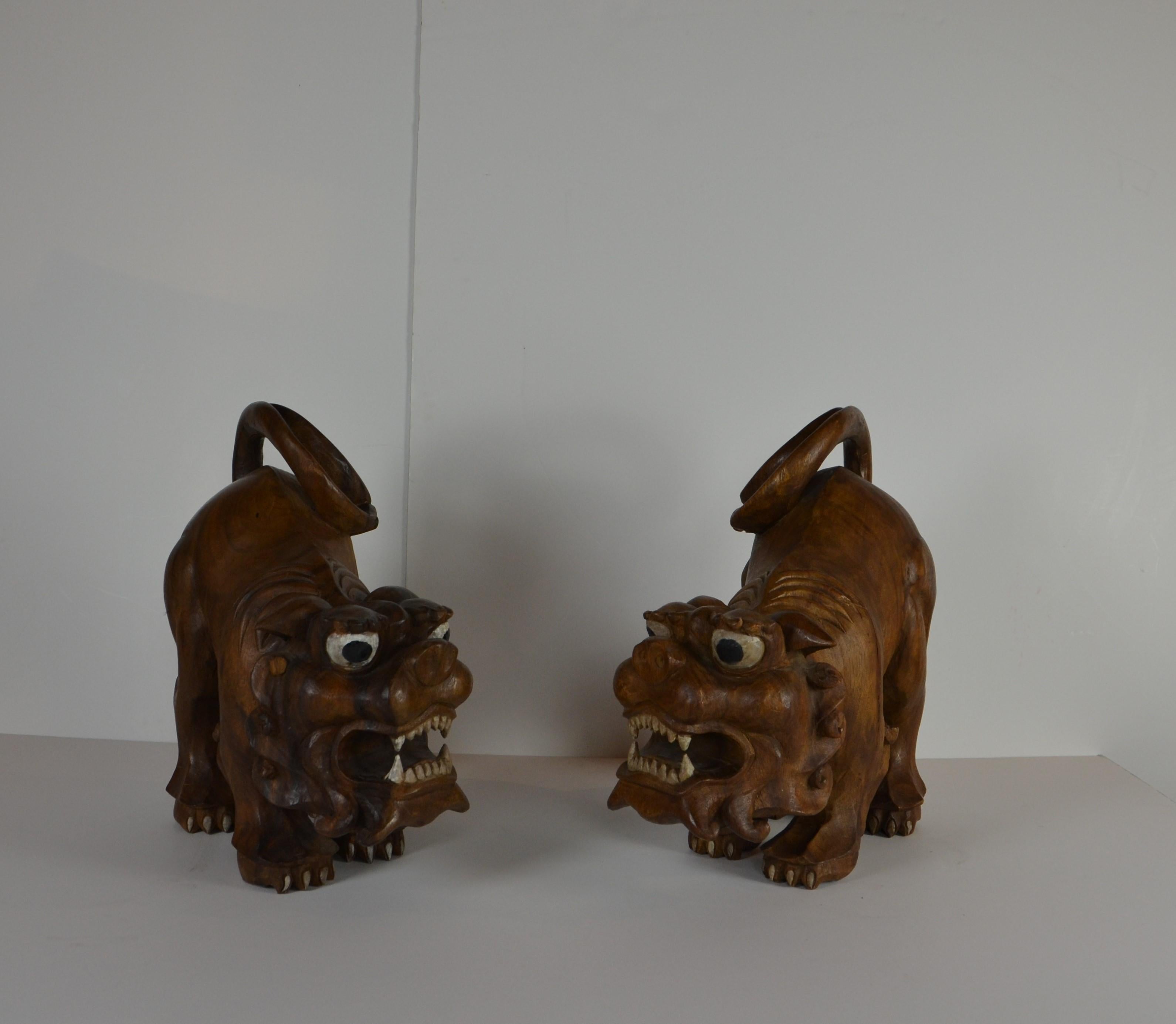 Pair Hand Carved Foo Dogs In Good Condition In Pomona, CA