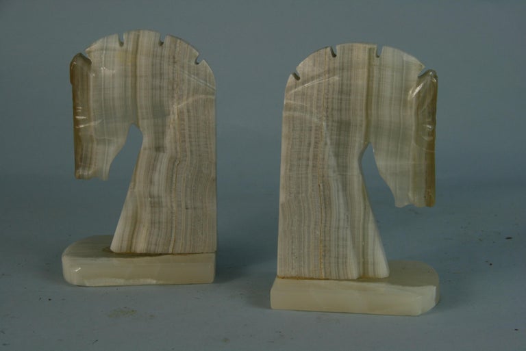 Pair Hand Carved Onyx Horse Bookends In Good Condition For Sale In Douglas Manor, NY