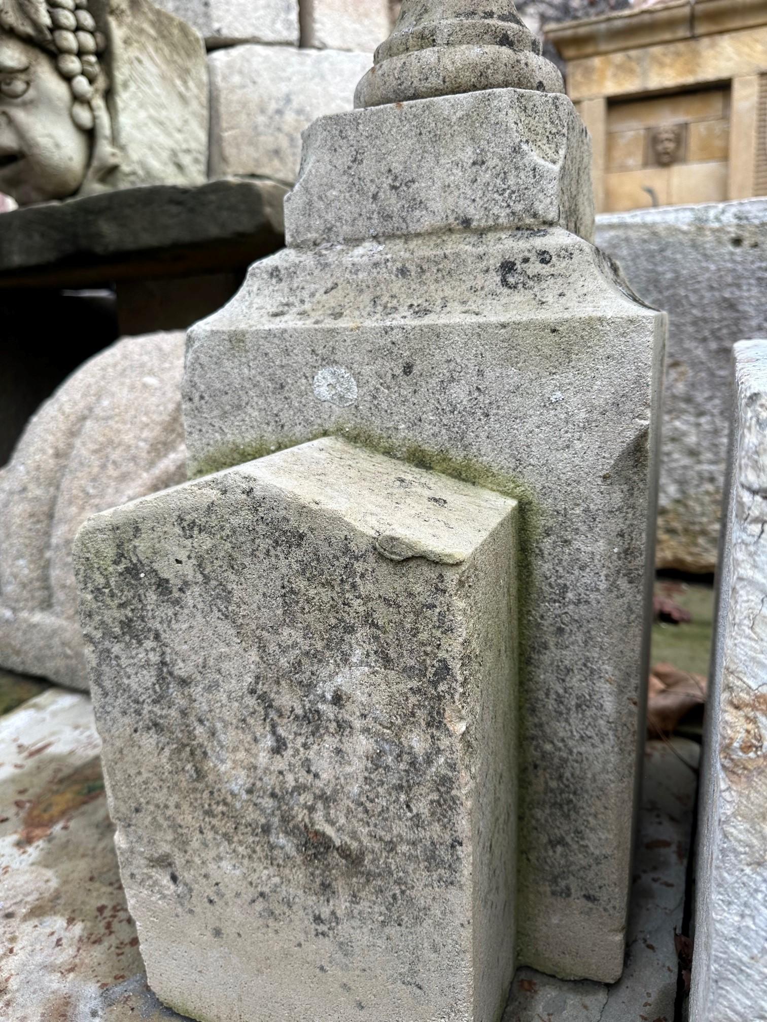 Pair Hand Carved Stone Pillar Finials Decorative Urns Vase Rustic Jardinières Ca For Sale 8