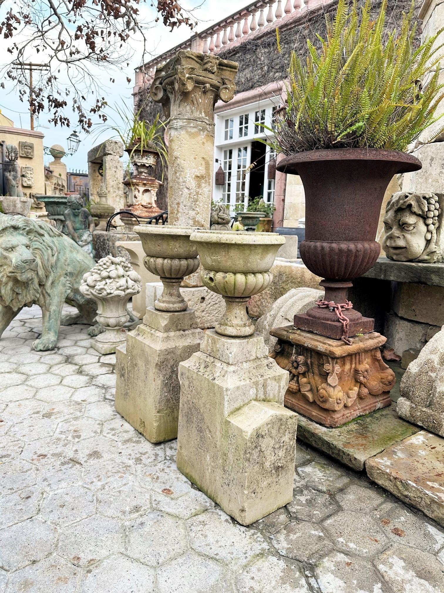 Pair Hand Carved Stone Pillar Finials Decorative Urns Vase Rustic Jardinières Ca For Sale 11