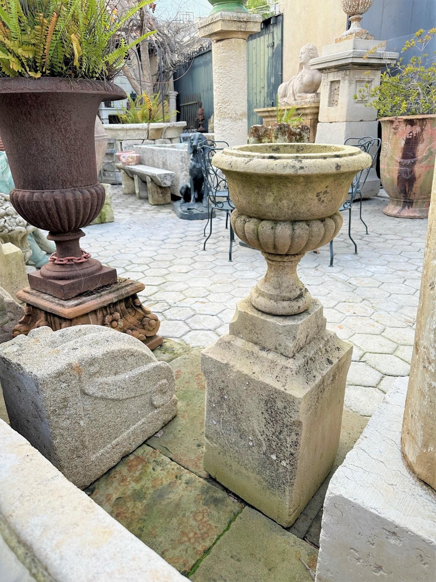 19th Century Pair Hand Carved Stone Pillar Finials Decorative Urns Vase Rustic Jardinières Ca For Sale
