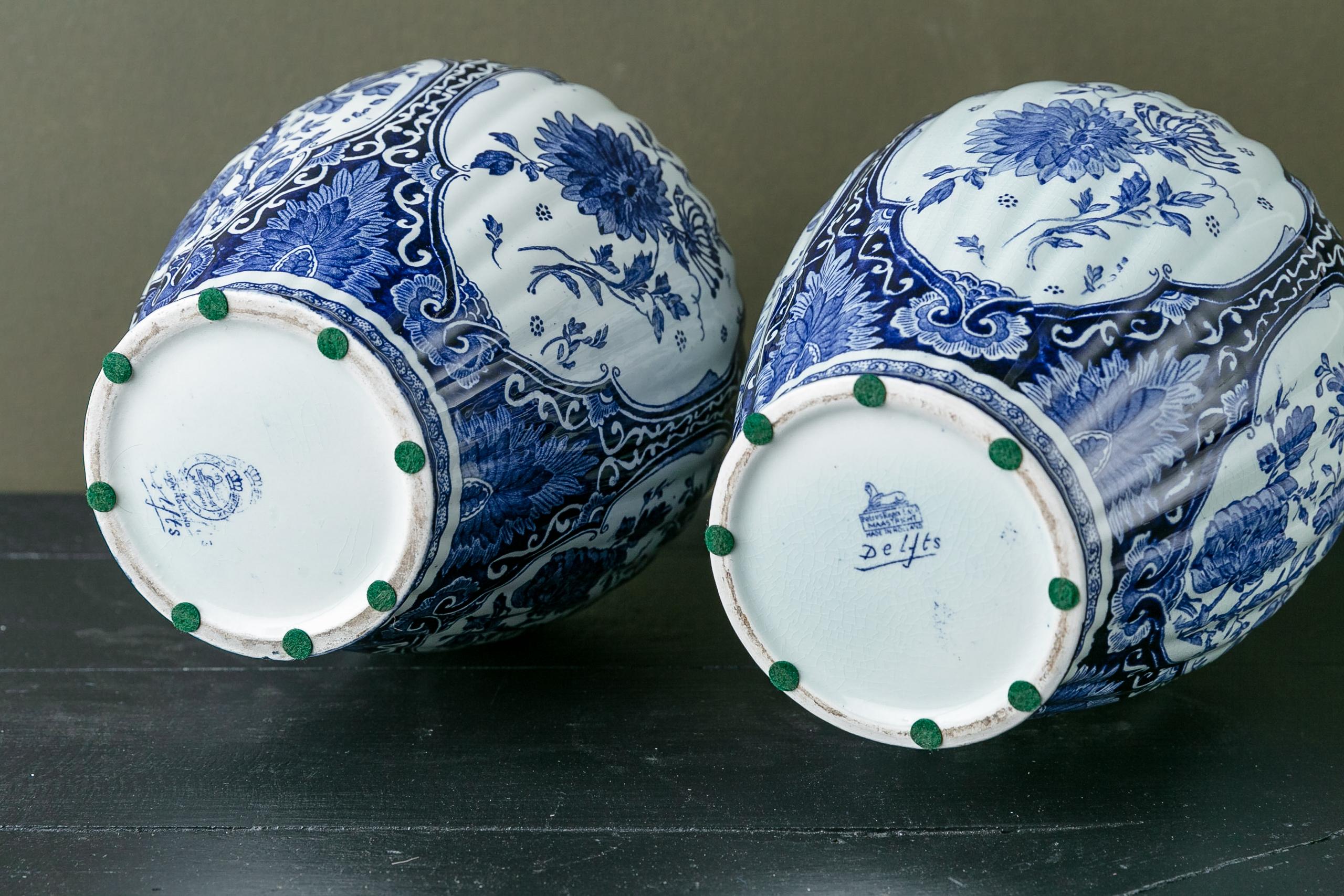 Hand-Painted Pair of Hand Painted Blue and White Delft Table Lamps